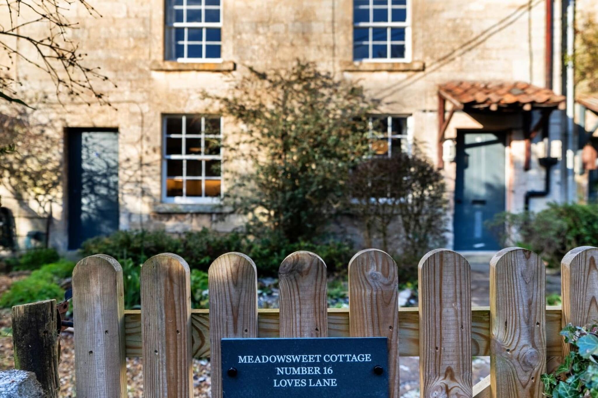 Meadowsweet Cottage - Buitenkant zomer