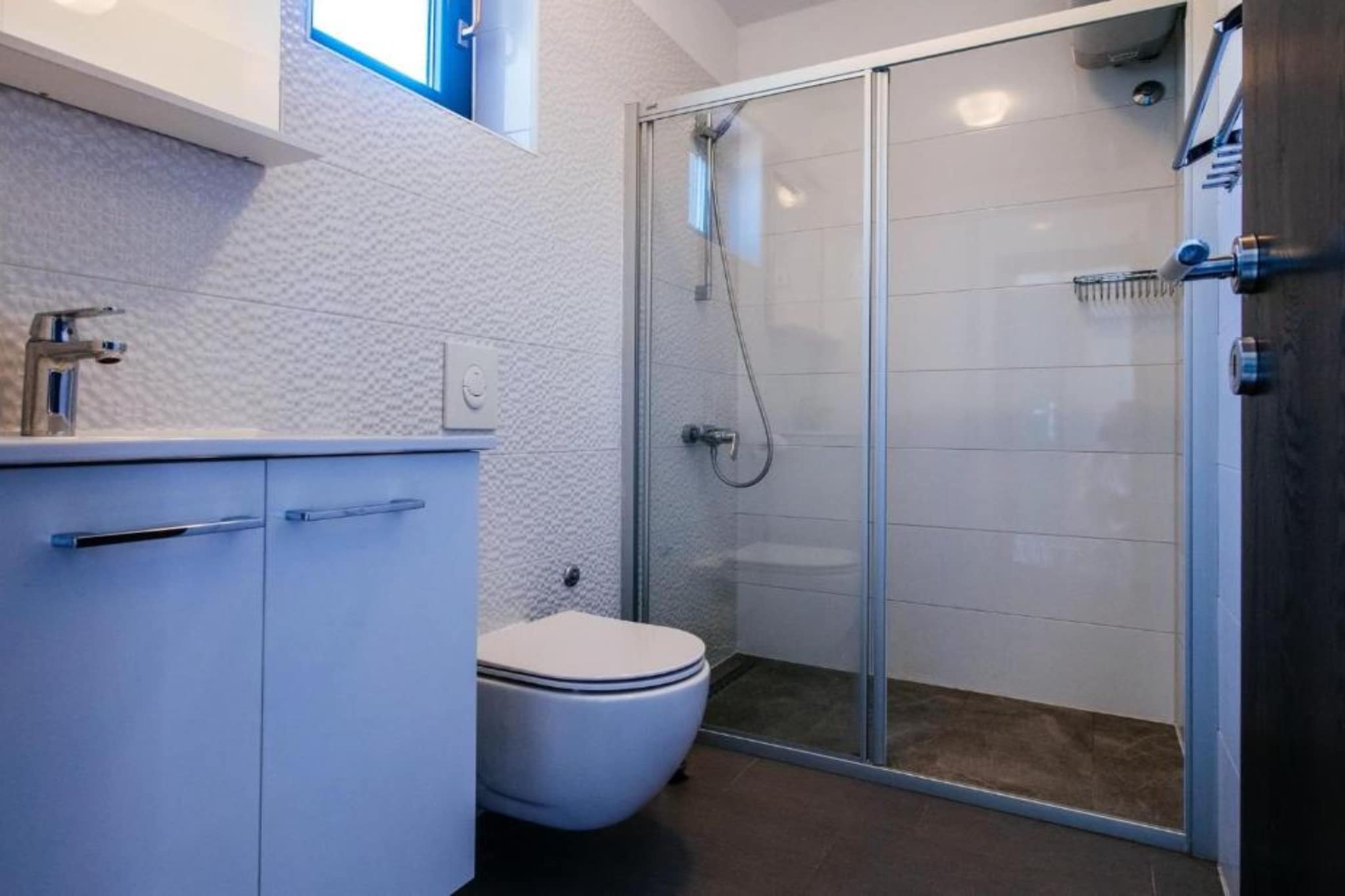 Holiday Home Villa Rokov - Five-Bedroom Villa - Bathroom