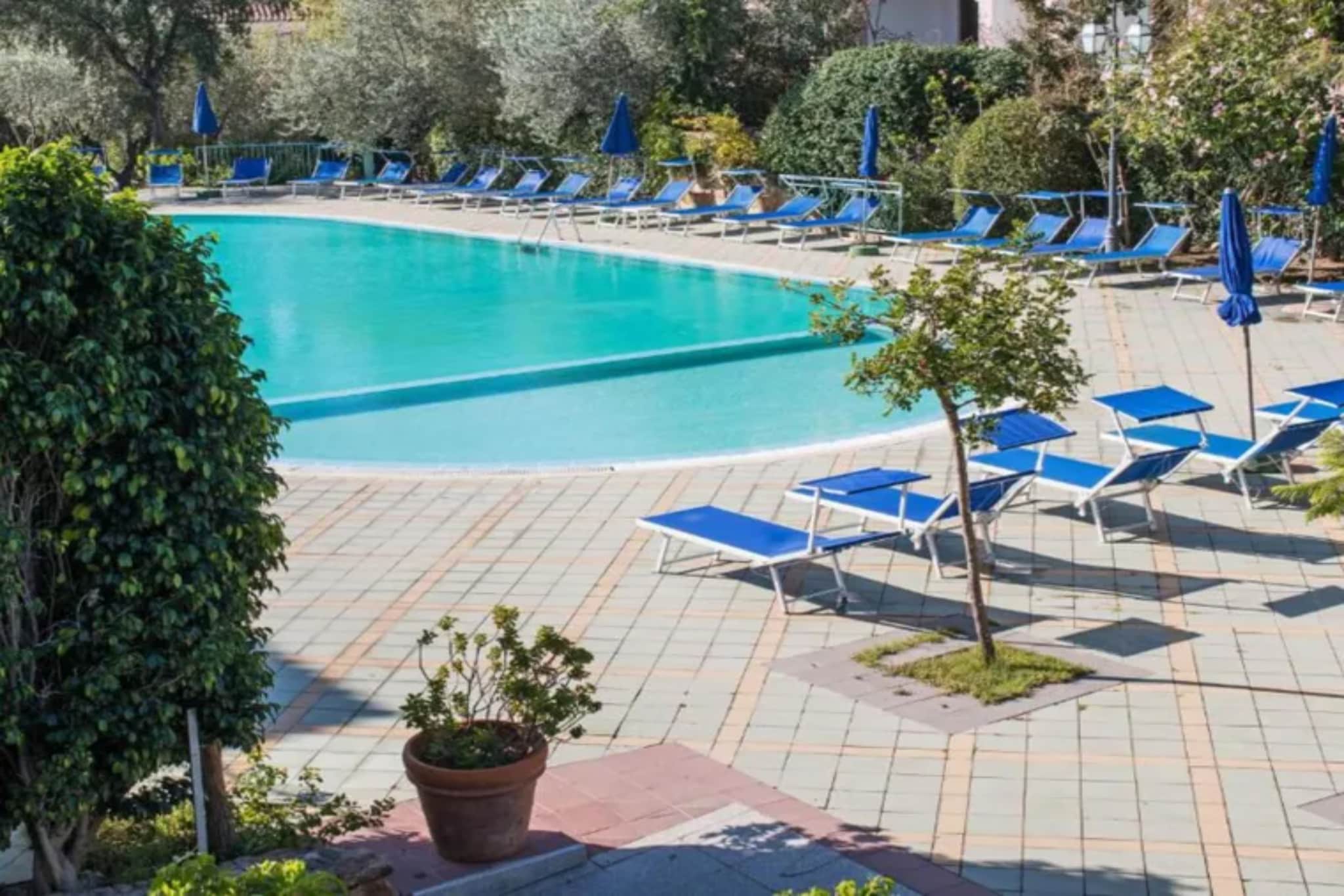 Residence Club Gli Ontani STUDIO - 2 PAX M2-Zwembad
