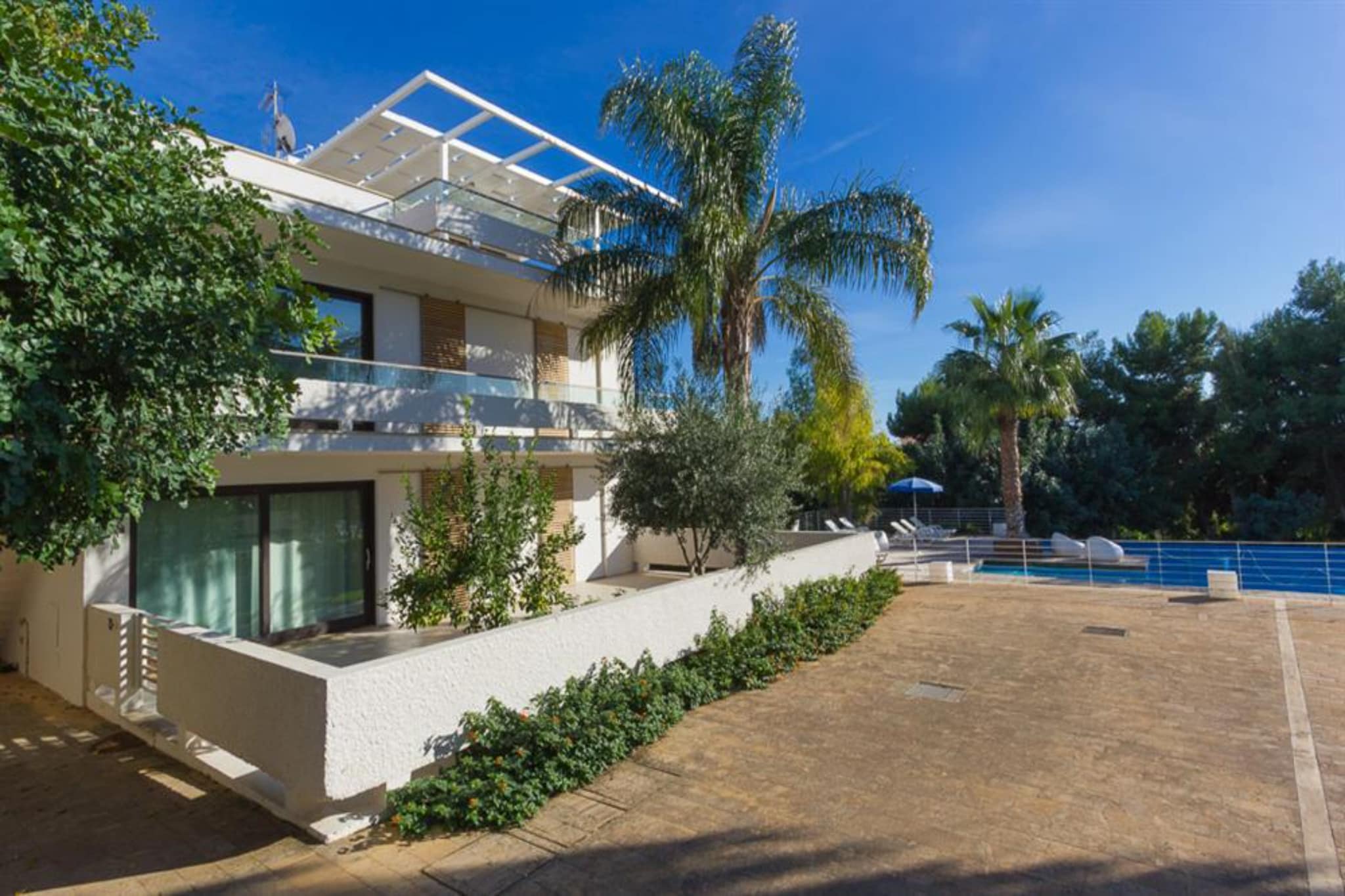 KAMENA RESIDENCE APARTMENT / APARTMENT 2 BEDROOMS-Außenbereich Sommer