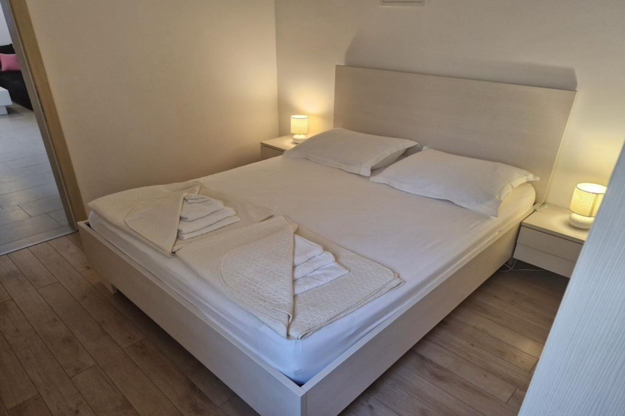 Apartment Slanica Beach Escape - One Bedroom Apartment With Terrace And Sea View