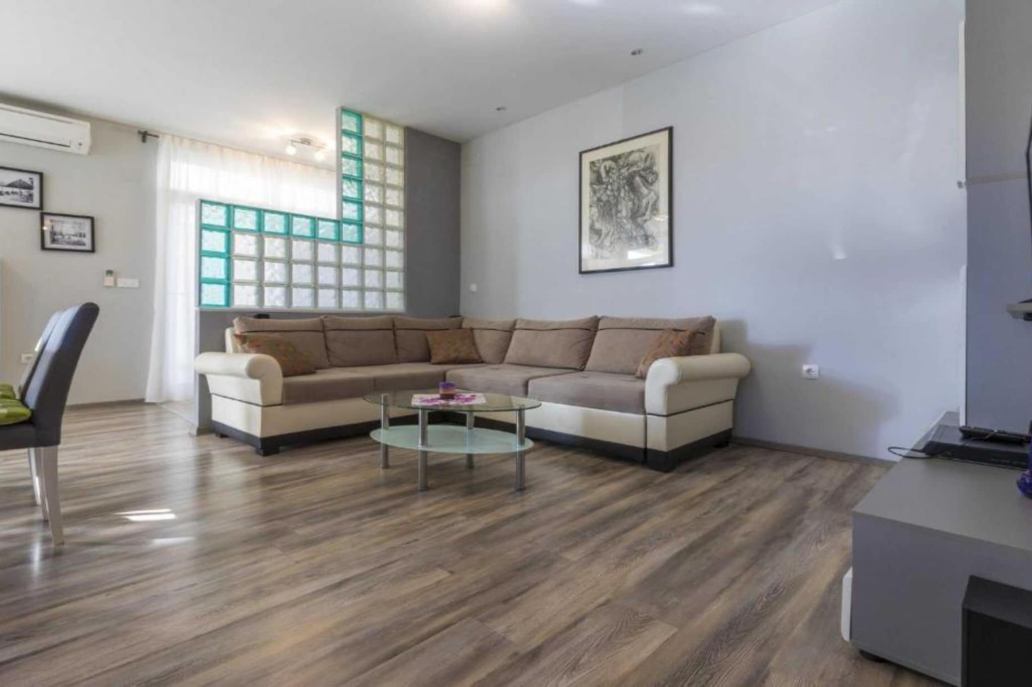 Charming Apartment Vlatka - Two Bedroom Apartment with Loggia - Outdoor