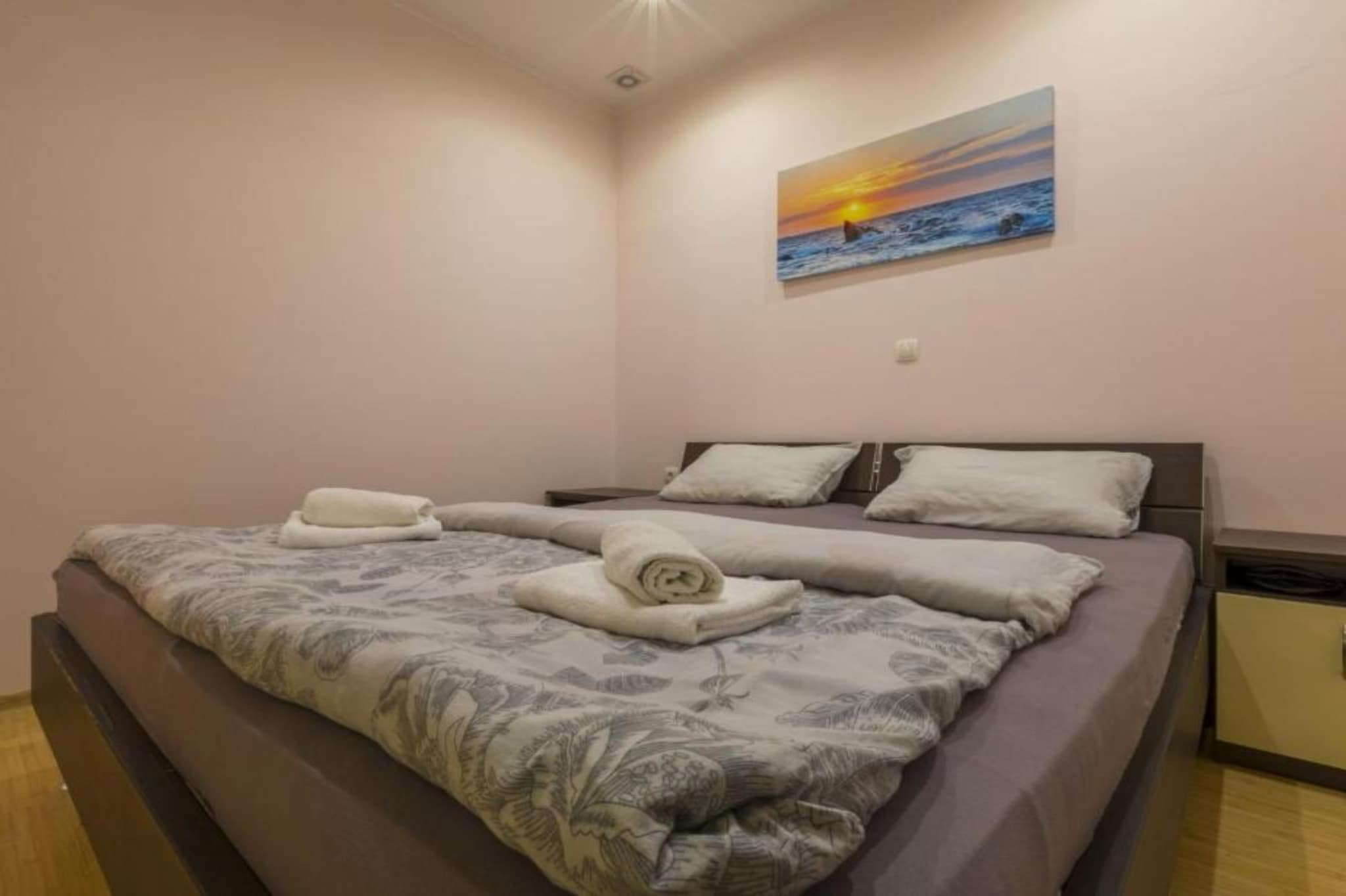 Charming Apartment Vlatka - Two Bedroom Apartment with Loggia