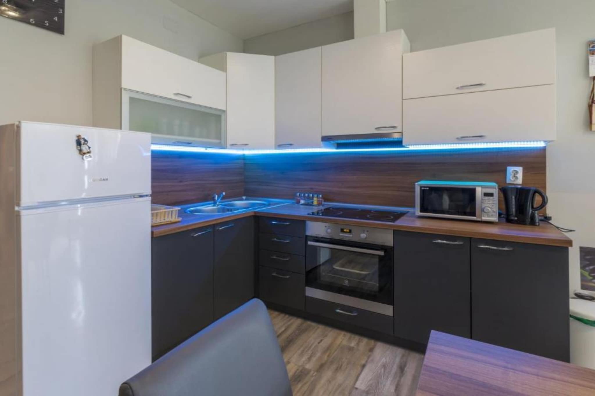Charming Apartment Vlatka - Two Bedroom Apartment with Loggia - Outdoor