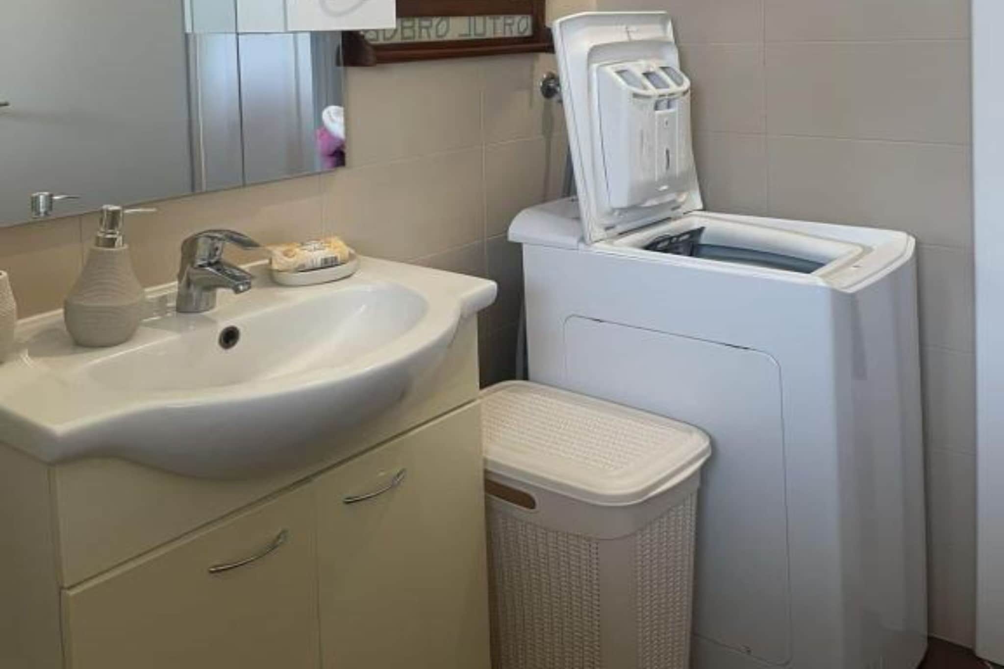 Family house Kurtin by Brankica - Two bedroom apartment - Badkamer