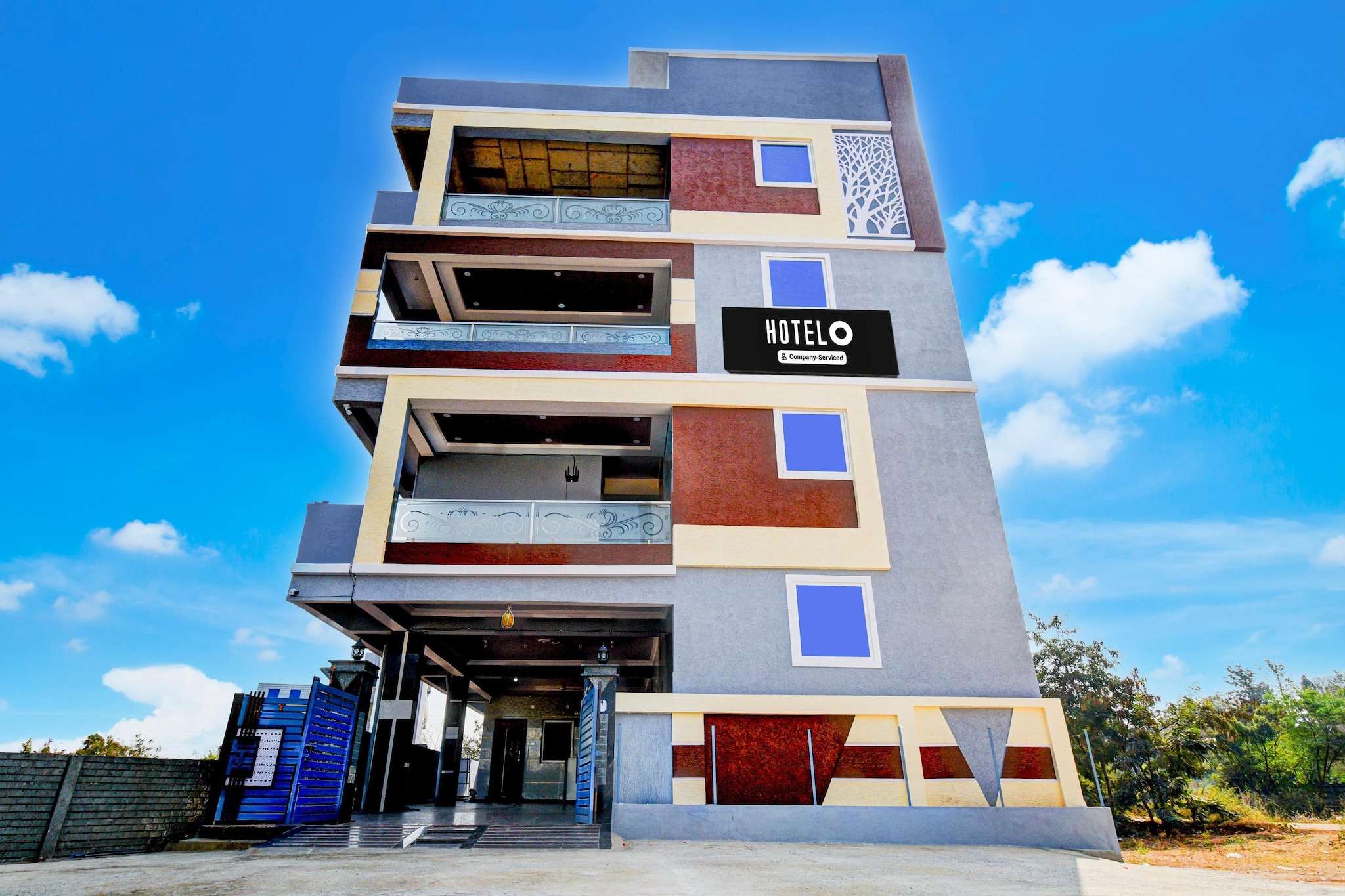 Super Hotel O Square Mall Hyderabad