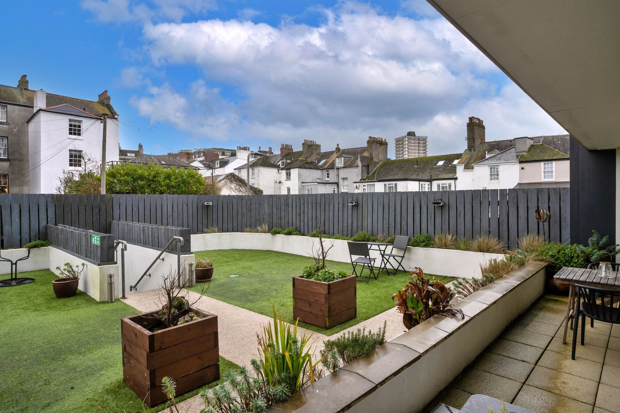 Plymouth City Apartment - Tuinen zomer
