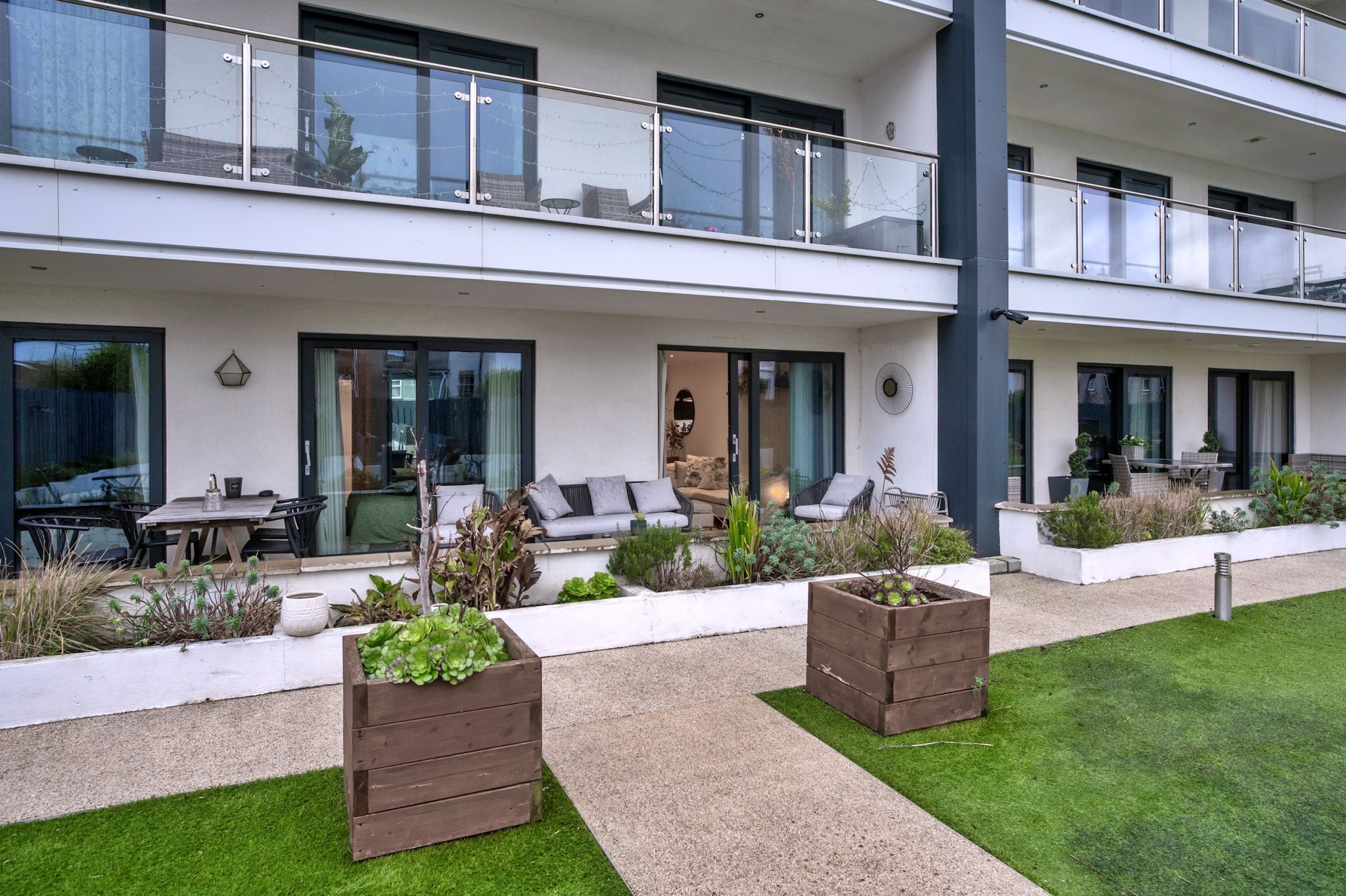 Plymouth City Apartment - Buitenkant zomer