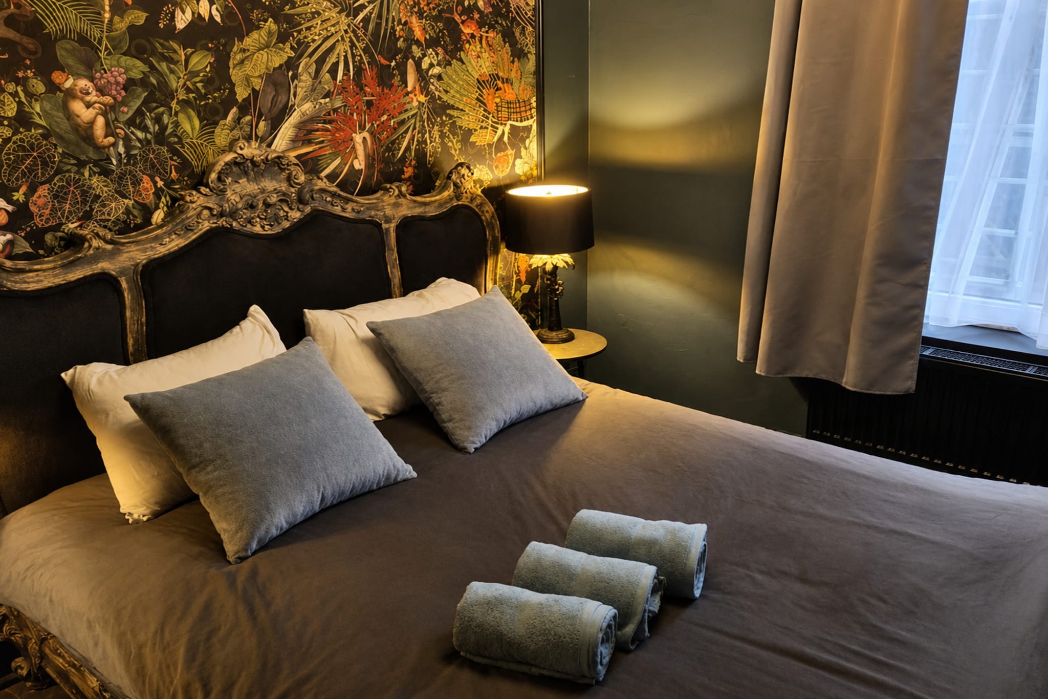 Bed Room