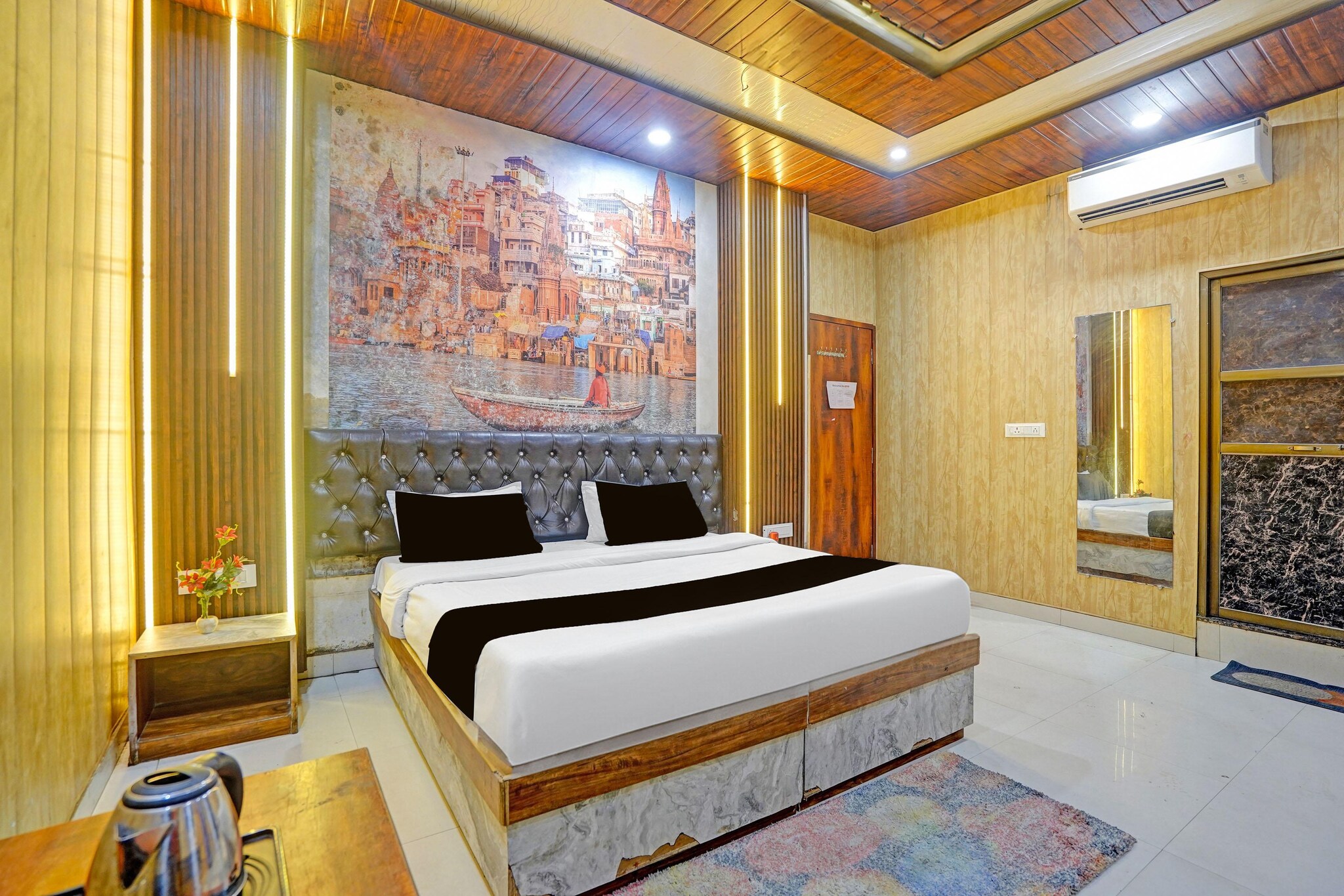 Enjoy a comfortable and hassle-free experience at our thoughtfully designed property. Each room is equipped with modern amenities, cozy bedding, and elegant decor to make you feel right at home. Located conveniently with easy access to public transport and major attractions, it's perfect for both business and leisure travelers. Cleanliness and guest comfort are our top priorities, and our team is available 24/7 to assist you throughout your stay.
 
Unmarried couples are warmly welcome at this property.
Guests with local ID proof are warmly welcome.
Foreign guests are welcome and allowed to stay at this property without any restrictions
Early Check-In Policy: A full day’s room rate will be charged for check-ins before 6:00 AM. Complimentary early check-in is available between 6:00 AM and 10:00 AM, subject to room availability.
 
Check-in is only available to guests aged 18 and above. Please provide a government-issued ID to confirm your age.