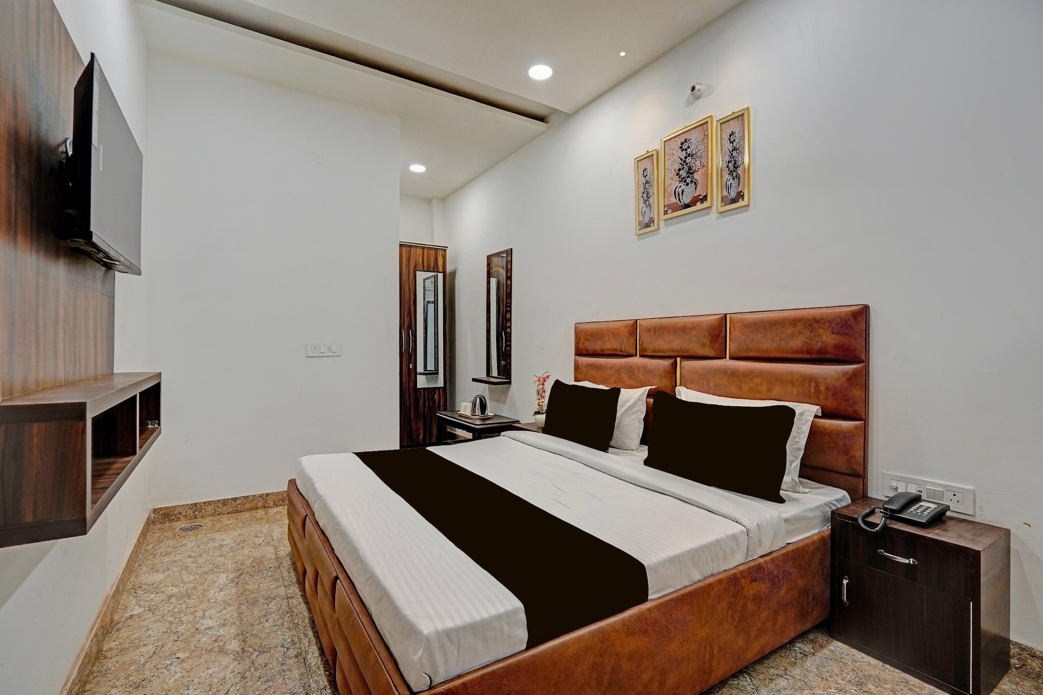 Hotel O Sua Road Crossway Ludhiana