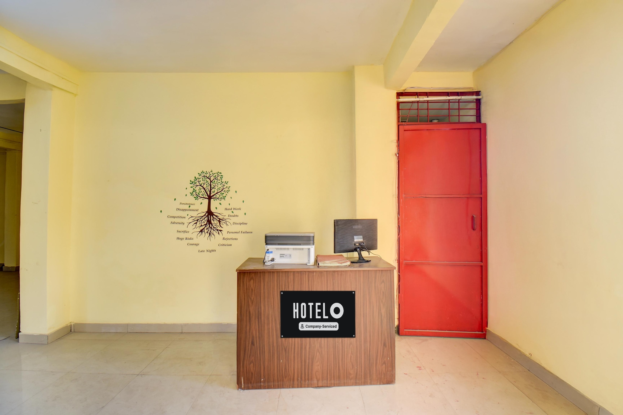 Ground floor: (bedroom(TV, seating area, air conditioning, telephone, Floor mattress), bathroom(double bed, electric kettle, bathtub or shower, shower, washbasin, toilet, Towels incl., shampoo, body soap, hot water))