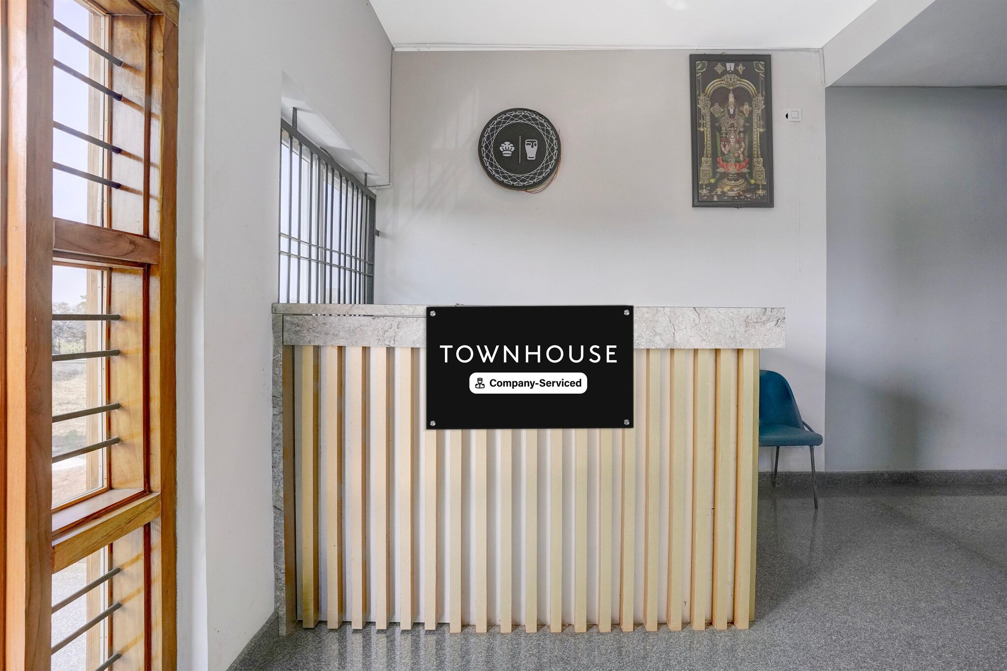 Ground floor: (bedroom(TV, seating area, air conditioning, telephone, Floor mattress), bathroom(double bed, electric kettle, bathtub or shower, shower, washbasin, toilet, Towels incl., shampoo, body soap, hot water))