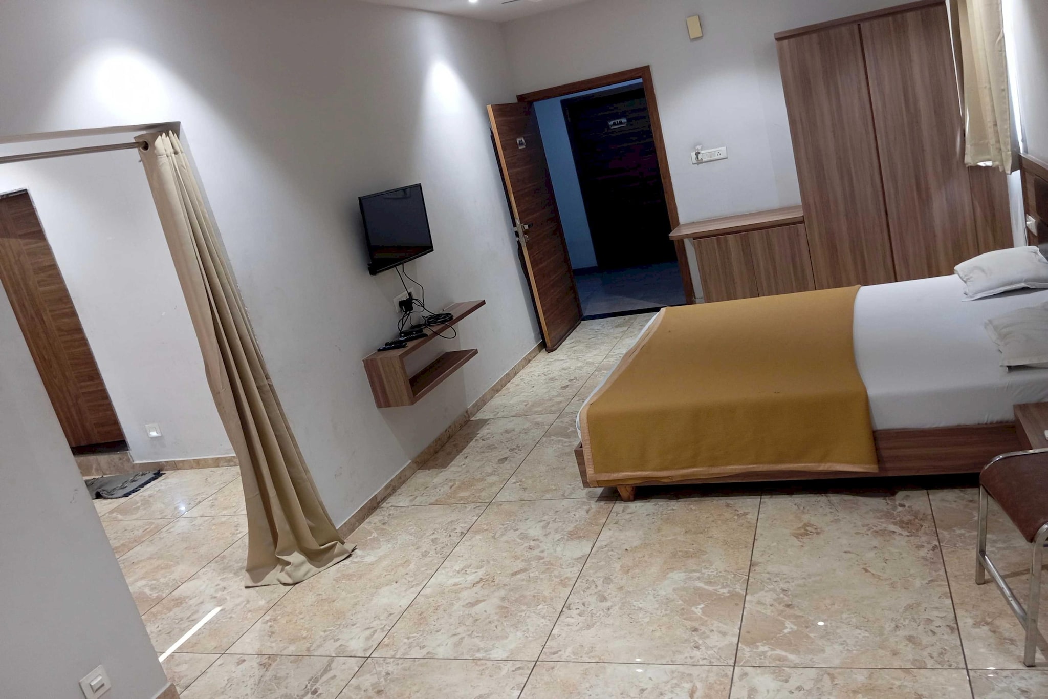 Collection O Kalol Junction Formerly Hotel Prime Land-Slaapkamer