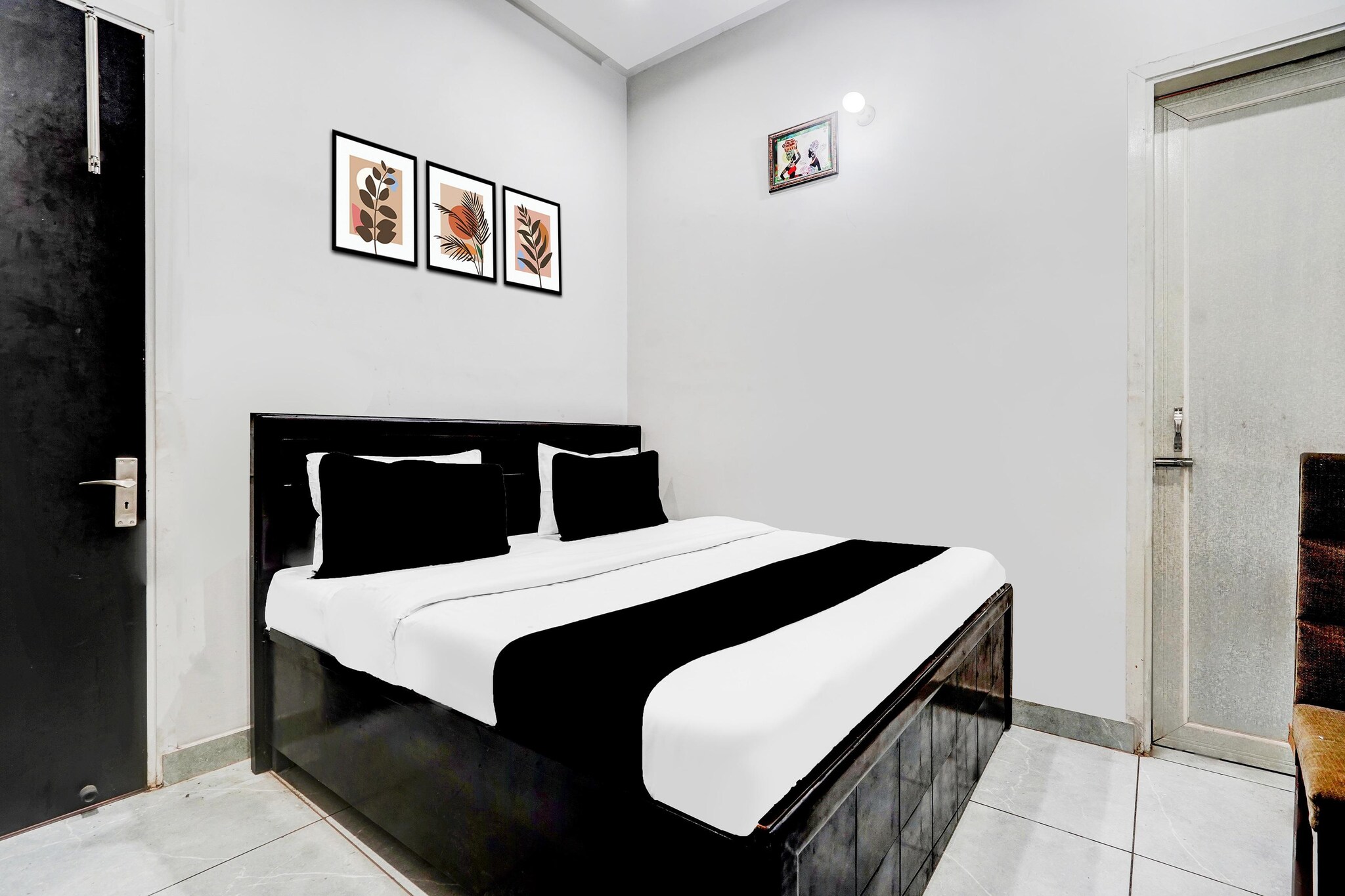 Enjoy a comfortable and hassle-free experience at our thoughtfully designed property. Each room is equipped with modern amenities, cozy bedding, and elegant decor to make you feel right at home. Located conveniently with easy access to public transport and major attractions, it's perfect for both business and leisure travelers. Cleanliness and guest comfort are our top priorities, and our team is available 24/7 to assist you throughout your stay. 
 Early Check-In Policy: A full day’s room rate will be charged for check-ins before 6:00 AM. Complimentary early check-in is available between 6:00 AM and 10:00 AM, subject to room availability.
Check-in is only available to guests aged 18 and above. Please provide a government-issued ID to confirm your age."
PNP134	101	Indira Gandhi International Airport	"Enjoy a comfortable and hassle-free experience at our thoughtfully designed property. Each room is equipped with modern amenities, cozy bedding, and elegant decor to make you feel right at home. Located conveniently with easy access to public transport and major attractions, it's perfect for both business and leisure travelers. Cleanliness and guest comfort are our top priorities, and our team is available 24/7 to assist you throughout your stay. 
 Early Check-In Policy: A full day’s room rate will be charged for check-ins before 6:00 AM. Complimentary early check-in is available between 6:00 AM and 10:00 AM, subject to room availability.
Check-in is only available to guests aged 18 and above. Please provide a government-issued ID to confirm your age."

Convenient Facilities: Guests benefit from a 24-hour front desk, daily housekeeping service, room service, and luggage storage. Additional amenities include a work desk, seating area, tiled floors, and wardrobes.

1.Unmarried couples are warmly welcome at this property.
2. Guests with local ID proof are warmly welcome.
3.Foreign guests are welcome and allowed to stay at this property without any restrictions

4.Early Check-In Policy: A full day’s room rate will be charged for check-ins before 6:00 AM. Complimentary early check-in is available between 6:00 AM and 10:00 AM, subject to room availability.

5.Check-in is only available to guests aged 18 and above. Please provide a government-issued ID to confirm your age.
