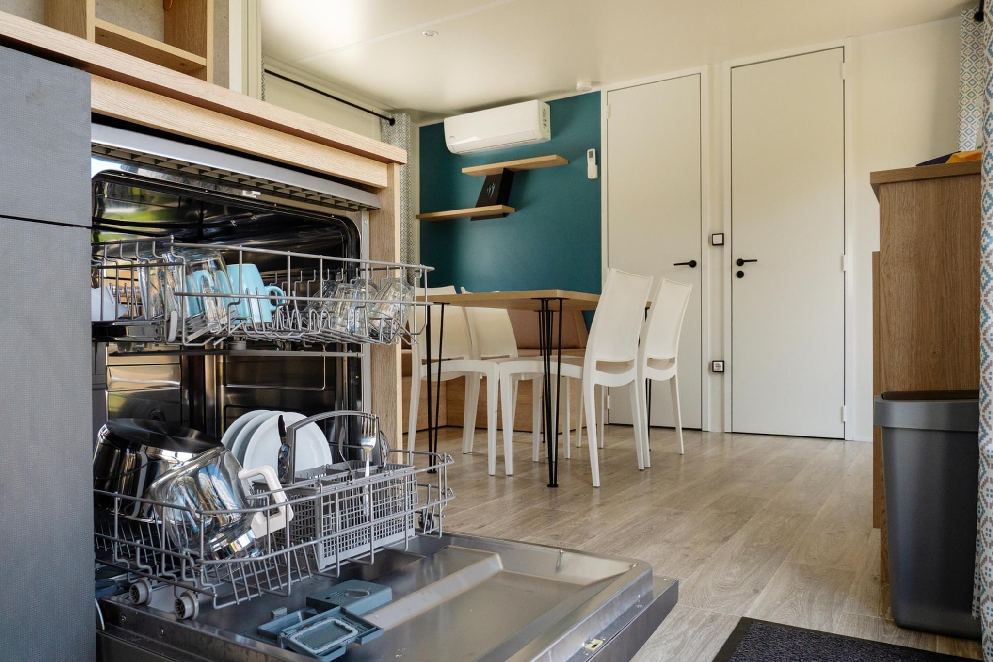 Mobilhome Bali 1-Kitchen