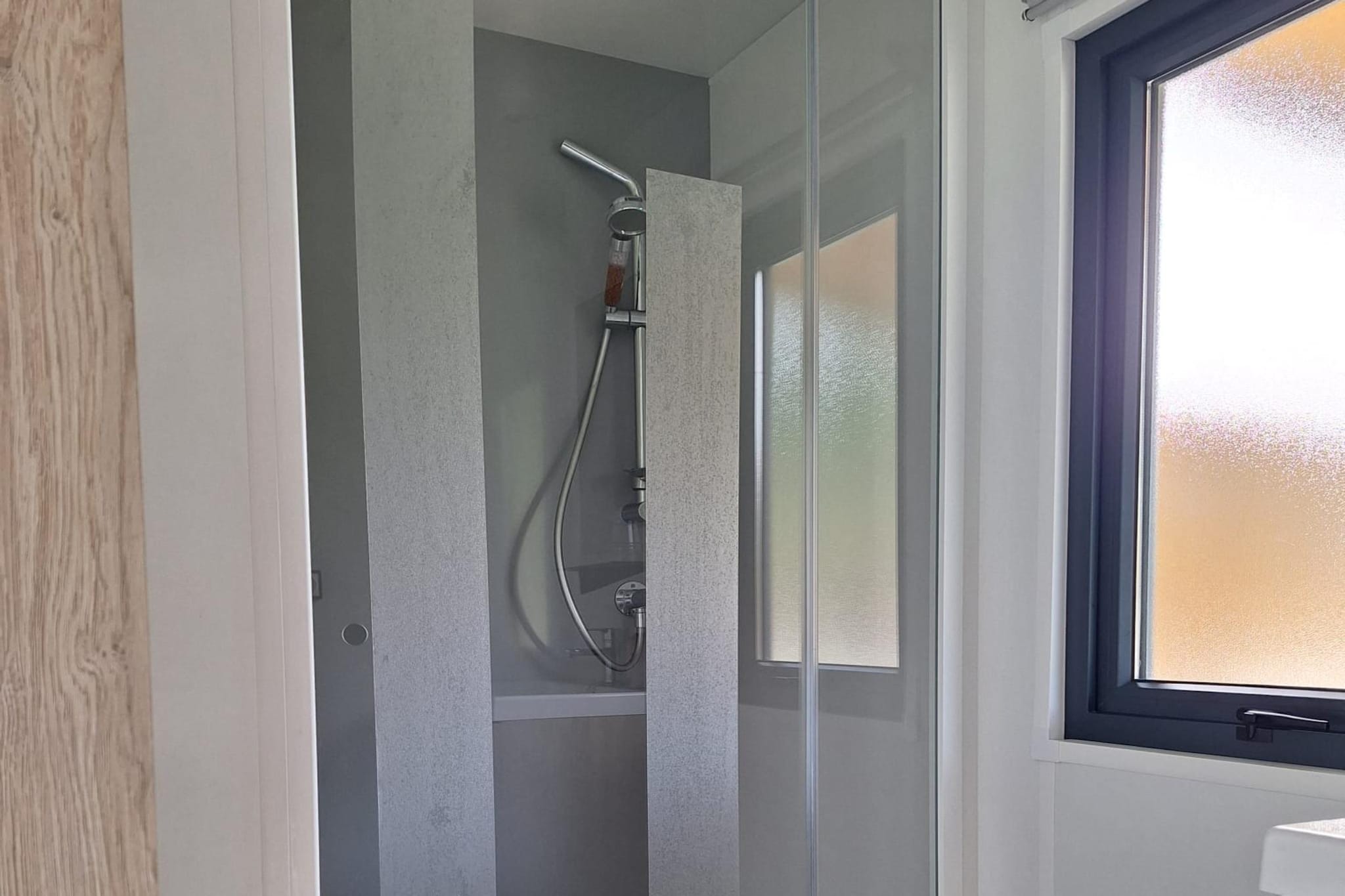 Mobilhome Bali 2-Bathroom