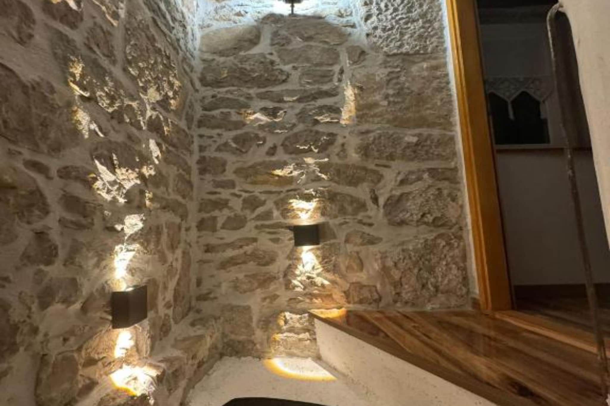 Elegant Apartment Judita - Two Bedroom Apartment - Treppe