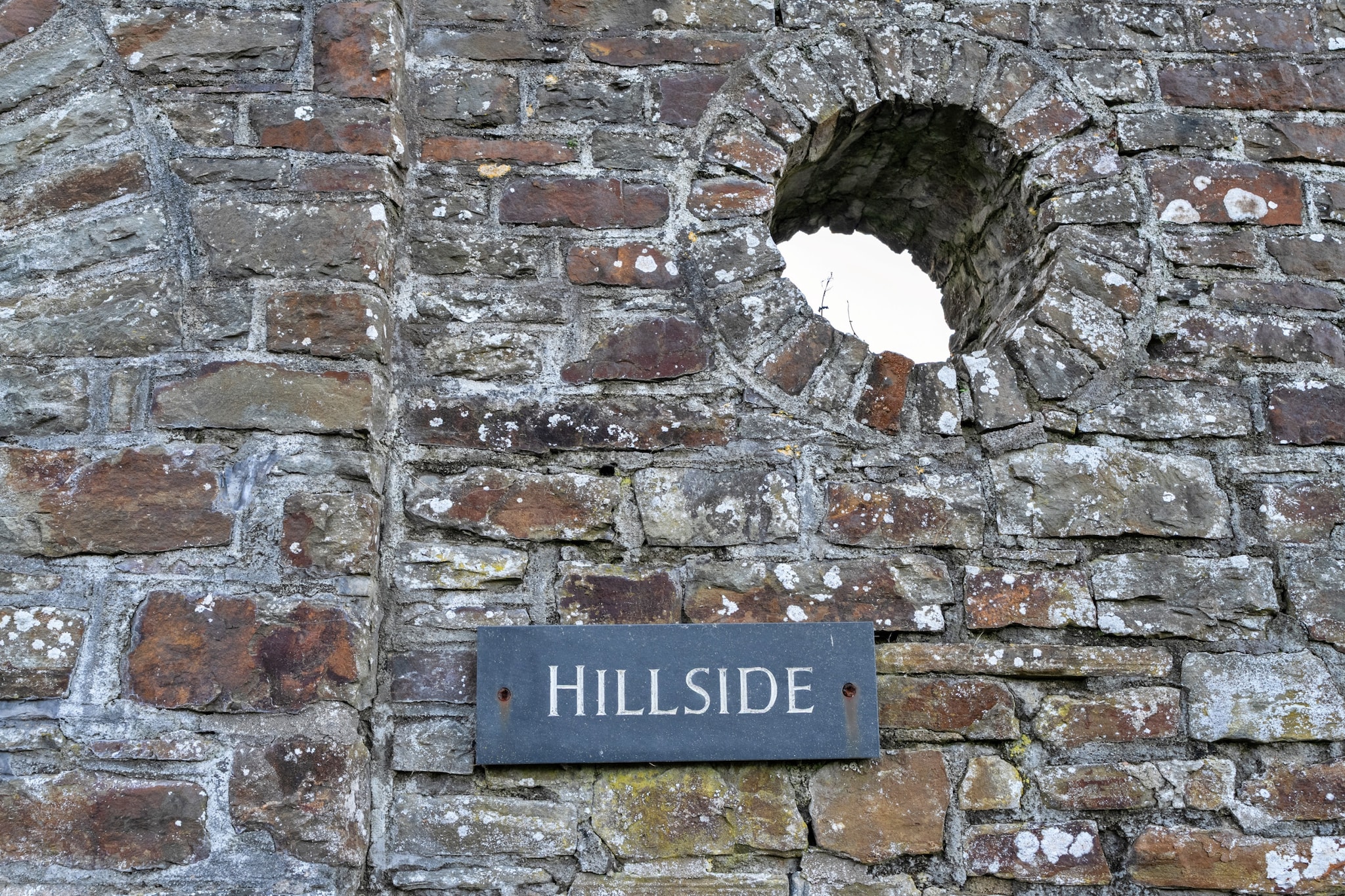 Hillside Rise - Sfeer