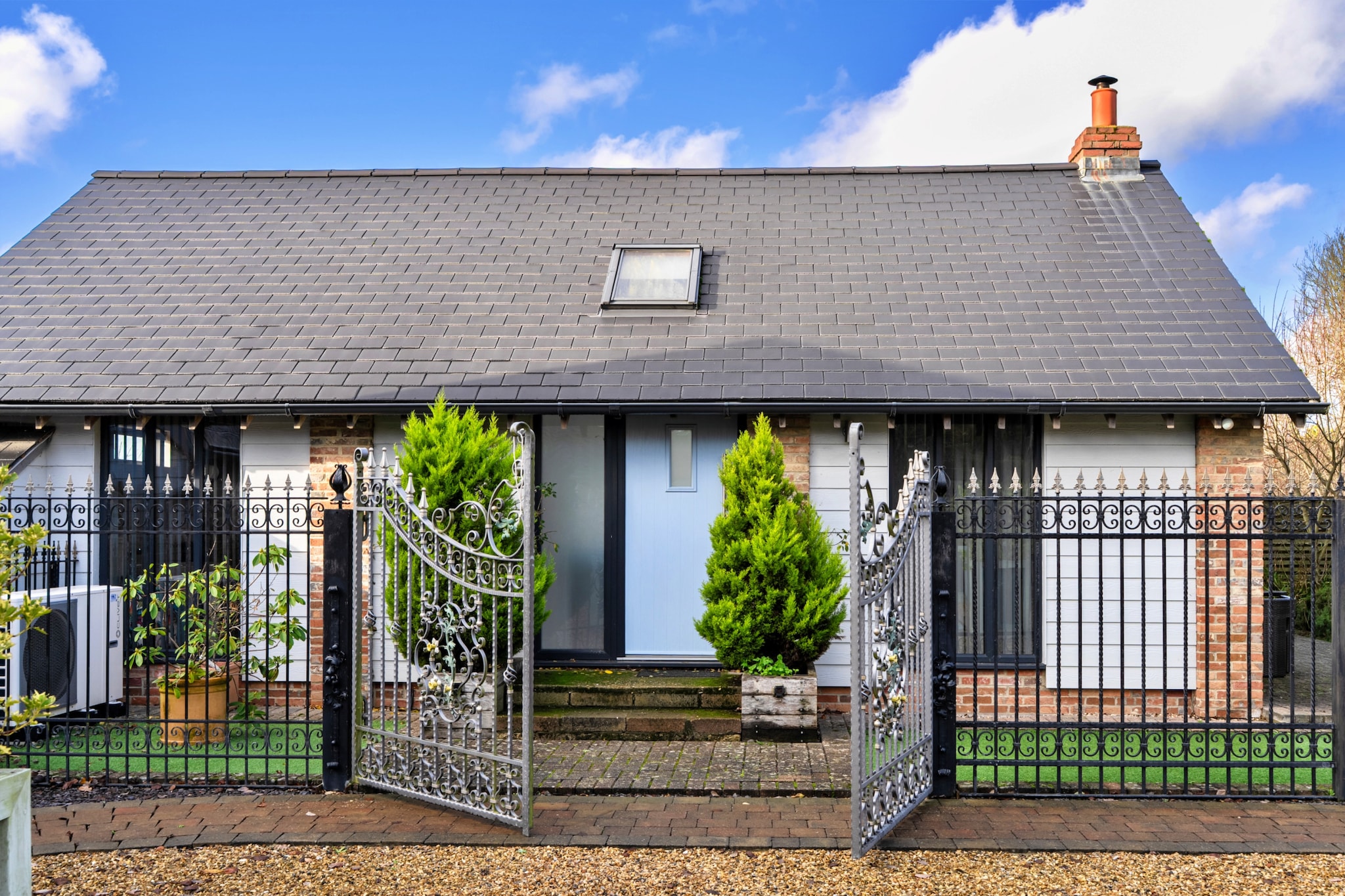 Pig Cottage at Dairy Cottages - Buitenkant zomer