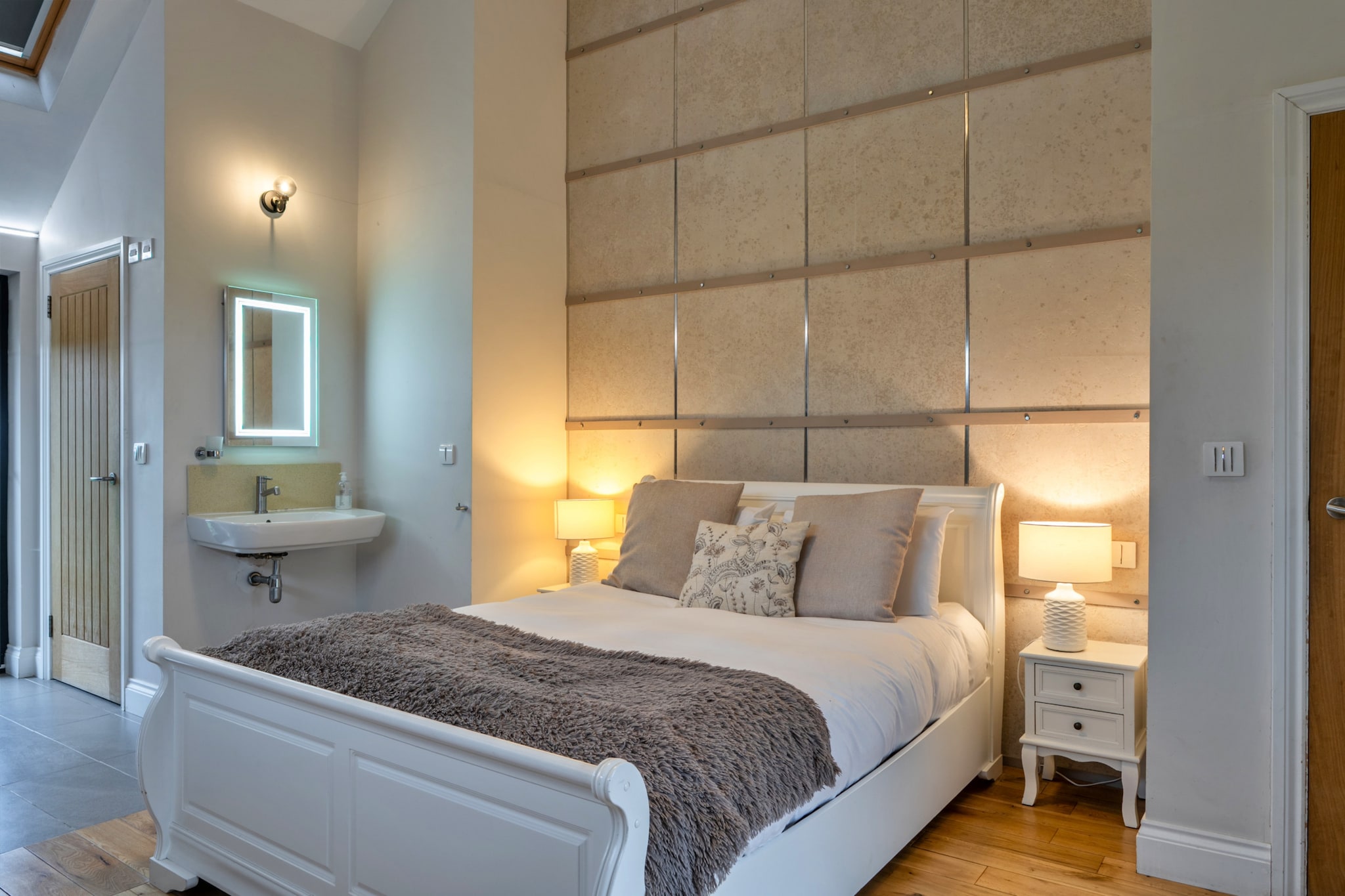 Pig Cottage at Dairy Cottages - Slaapkamer
