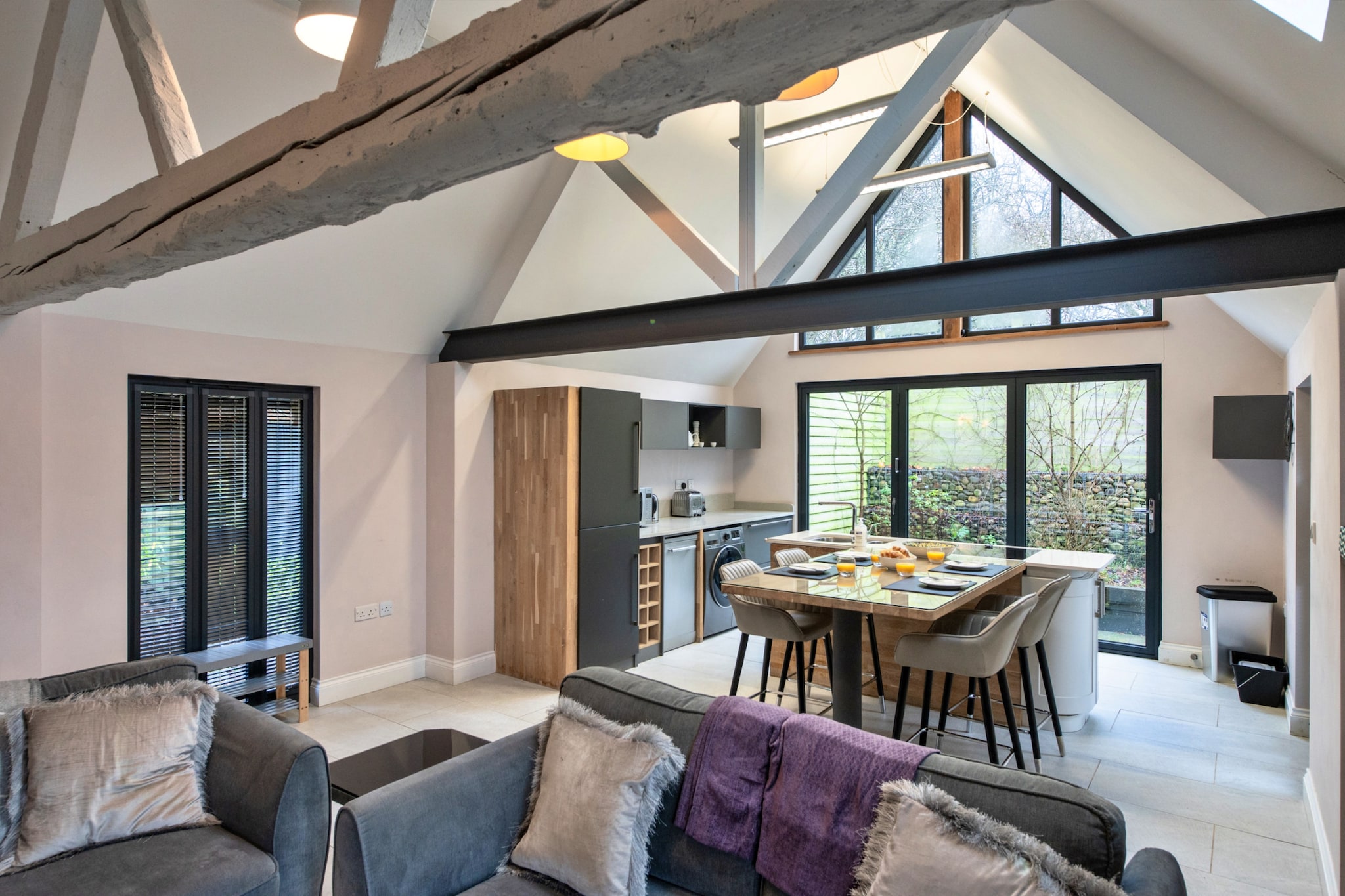 Ploughman's Row No. 1 at Dairy Cottages - Woonkamer