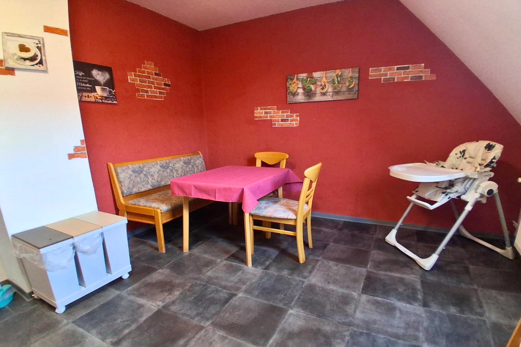 Ferienwohnung Eggetraum-Eetkamer