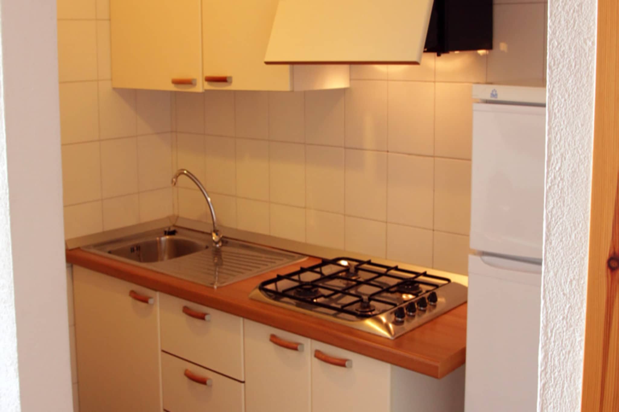 Porto Laconia Residence Appartamento B-Keuken