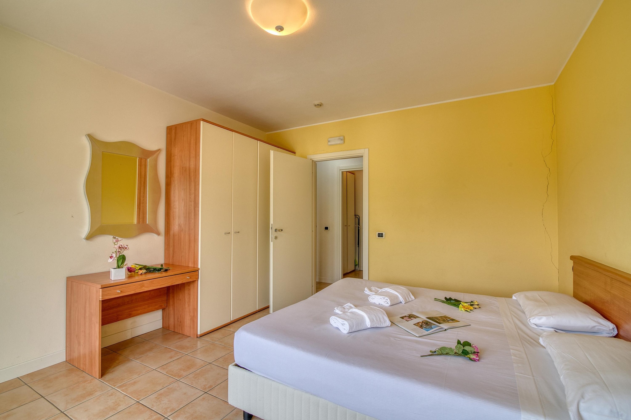 RESIDENCE PORTO LETIZIA - PALACE-1ROOM APT 4 PAX MOUNTAIN VIEW PLUS 8203 - P1MP4-Slaapkamer