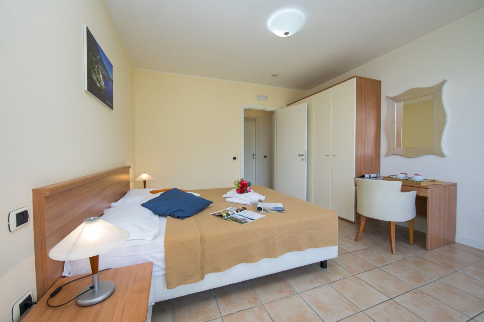 RESIDENCE PORTO LETIZIA - PALACE-1ROOM APT 4 PAX MOUNTAIN VIEW PLUS 8203 - P1MP4-Slaapkamer