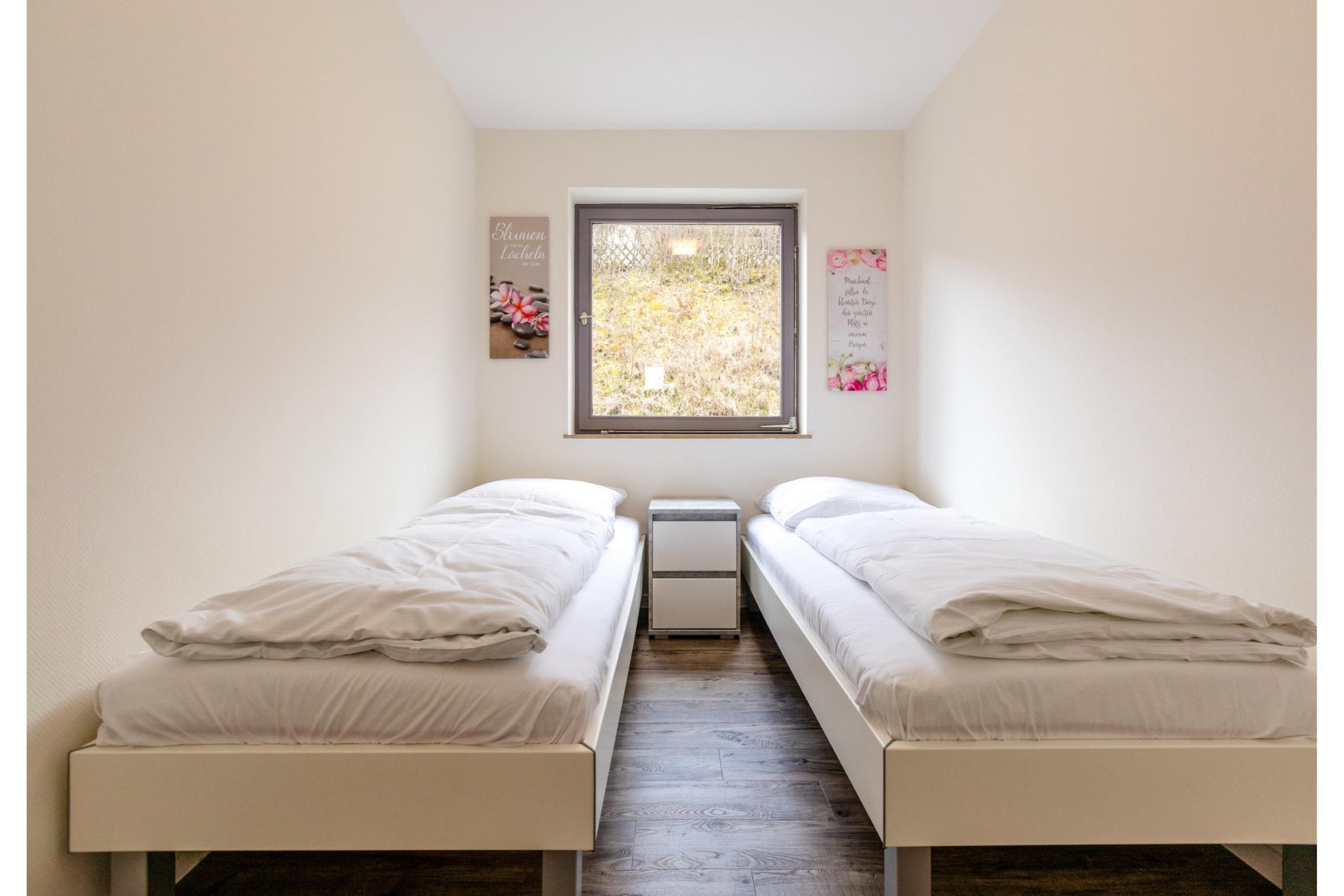 Bungalow Typ Z Campingpark Eifel-Slaapkamer