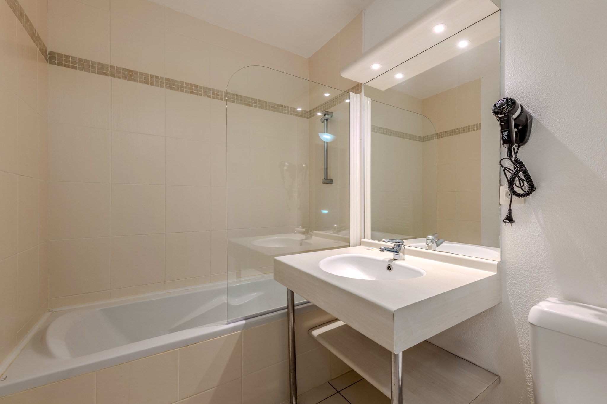 D. de Bertheaume N°105 - 2P4-Bathroom