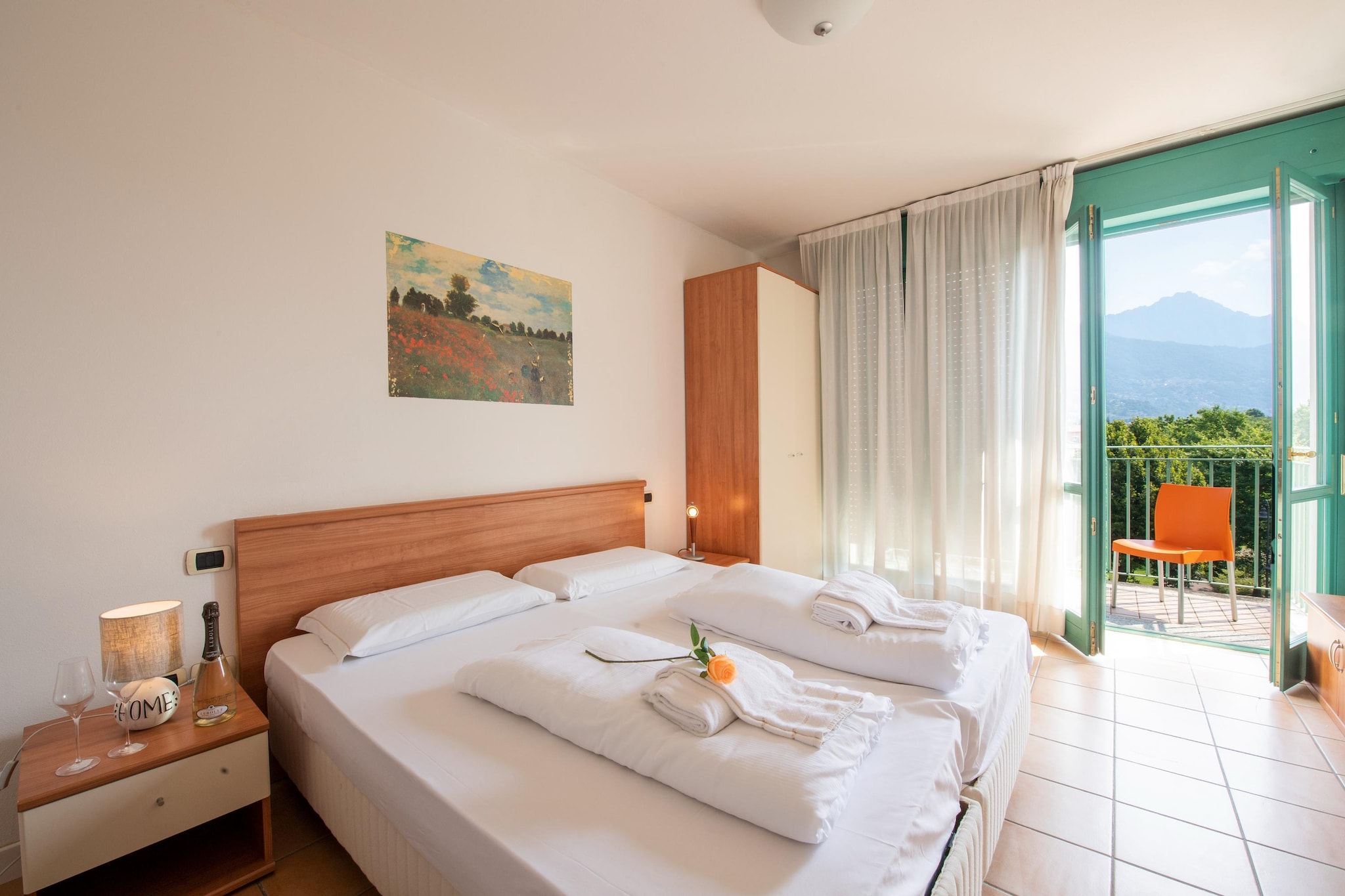 RESIDENCE PORTO LETIZIA - PALACE-1ROOM APT 4 PAX MOUNTAIN VIEW DELUXE8204 - P1MD4-Slaapkamer