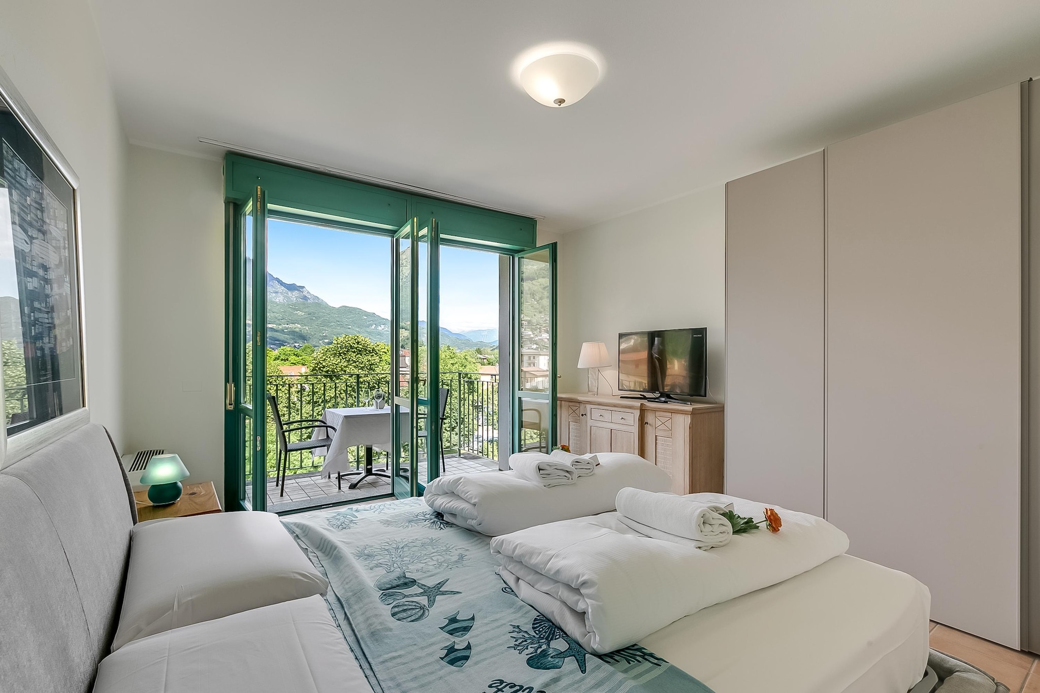 RESIDENCE PORTO LETIZIA - PALACE-1ROOM APT 4 PAX MOUNTAIN VIEW DELUXE8204 - P1MD4-Slaapkamer