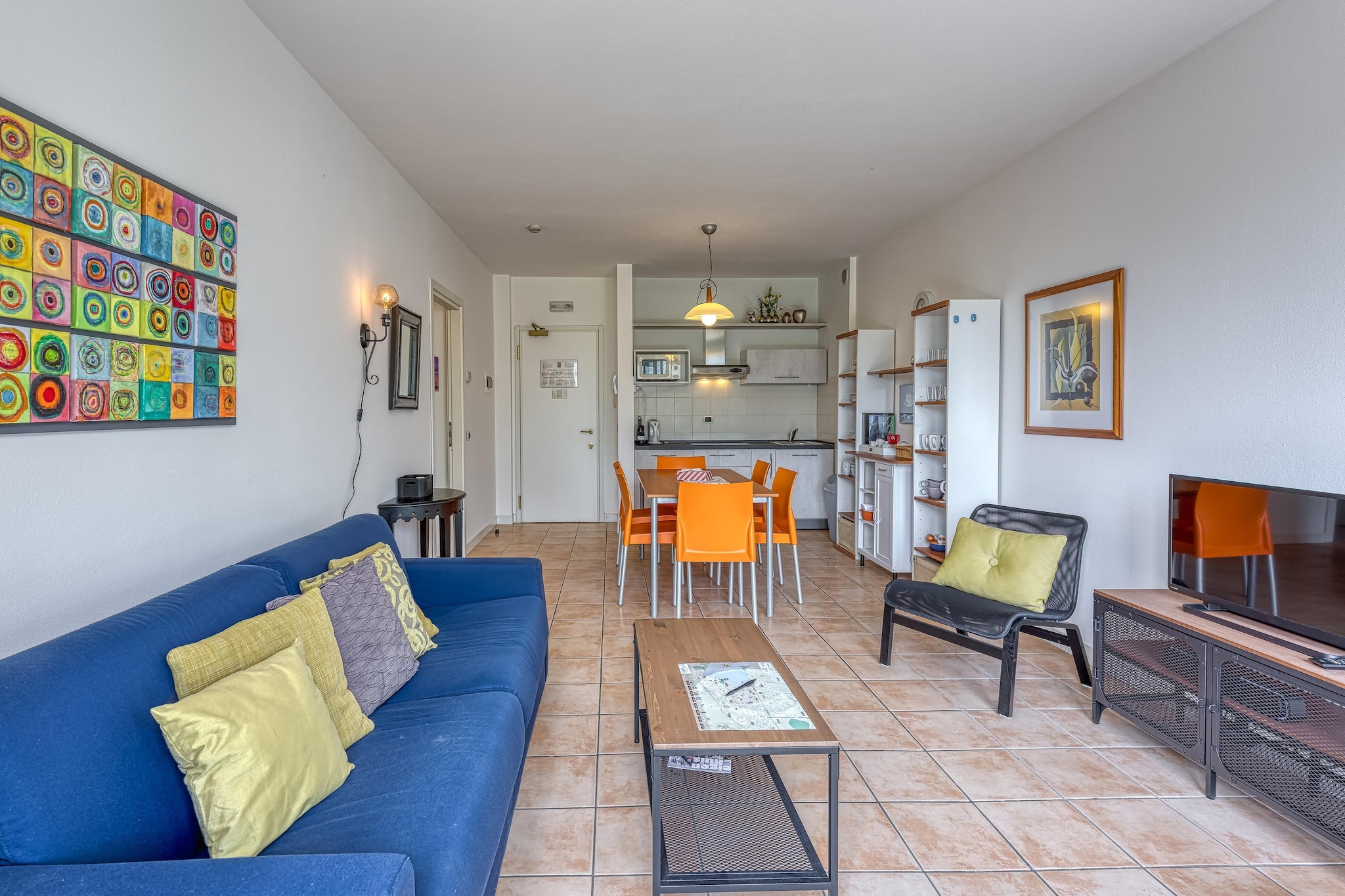 RESIDENCE PORTO LETIZIA - PALACE-1ROOM APT 4 PAX MOUNTAIN VIEW DELUXE8204 - P1MD4-Woonkamer