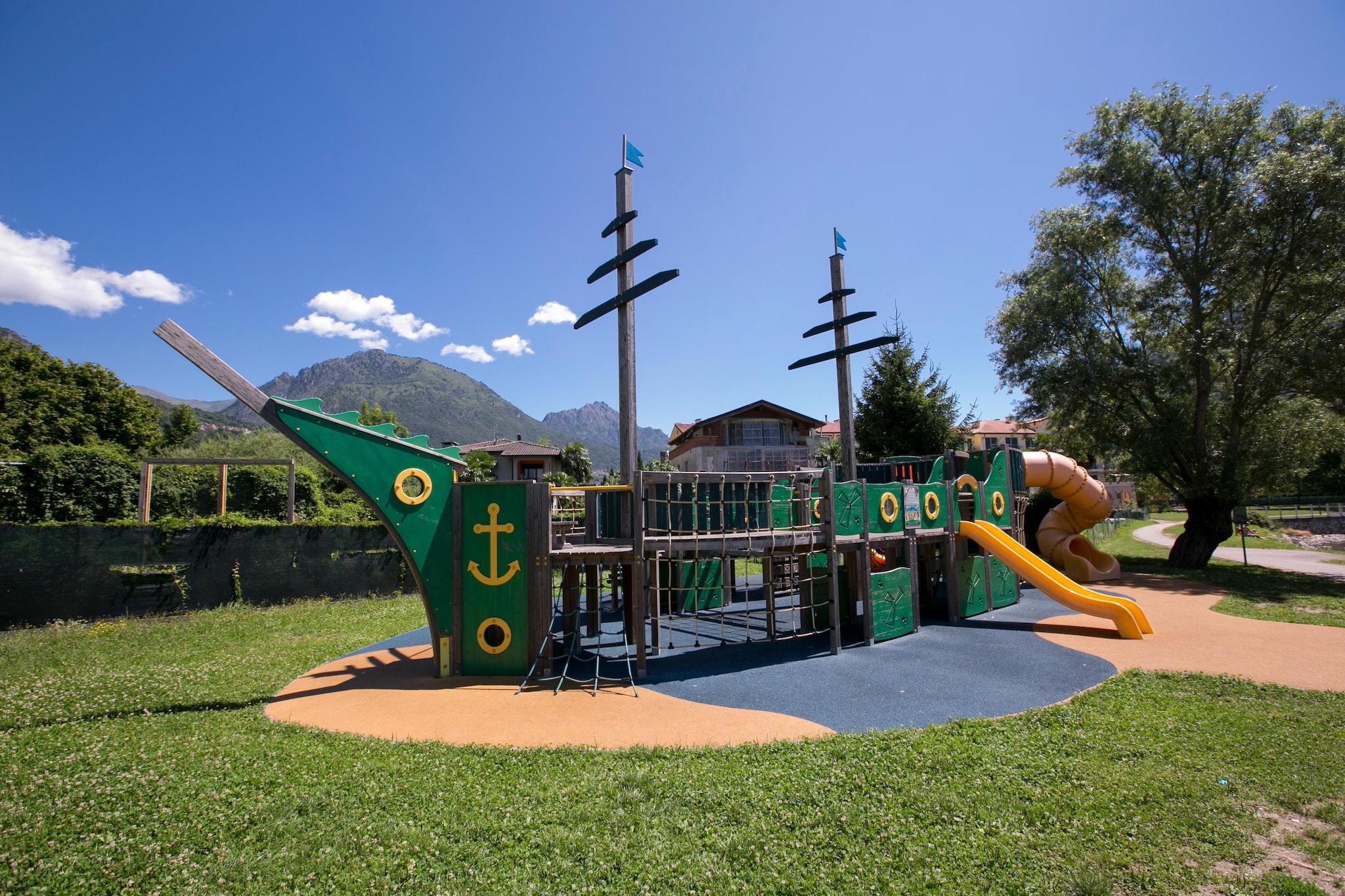 RESIDENCE PORTO LETIZIA - PALACE-1ROOM APT 4 PAX MOUNTAIN VIEW DELUXE8204 - P1MD4-Parkfaciliteiten