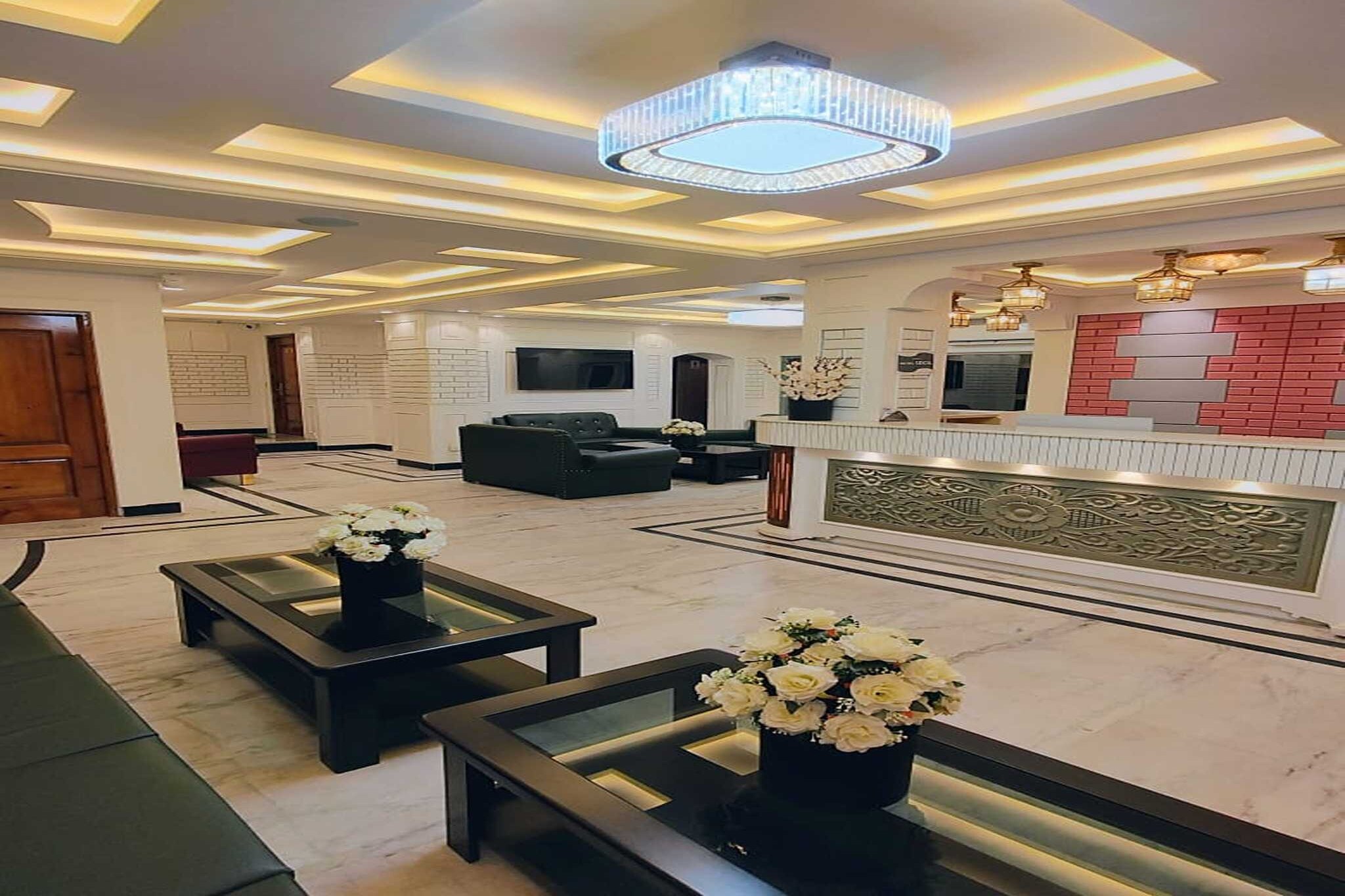 Palette Hotel Cecil by CheckIn Srinagar