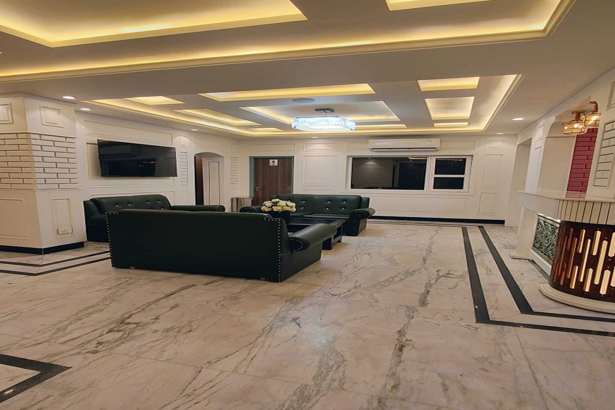 Palette Hotel Cecil by CheckIn Srinagar