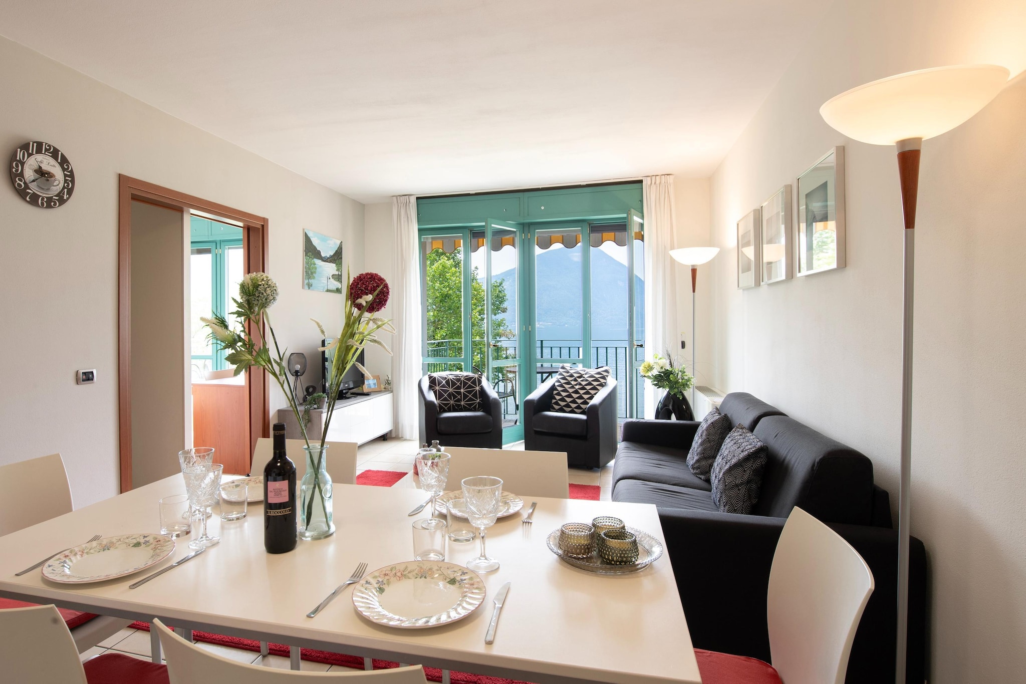 RESIDENCE PORTO LETIZIA - PALACE-1ROOM APT 4 PAX LAKE VIEW DELUXE 8206 - P1LD4-Eetkamer
