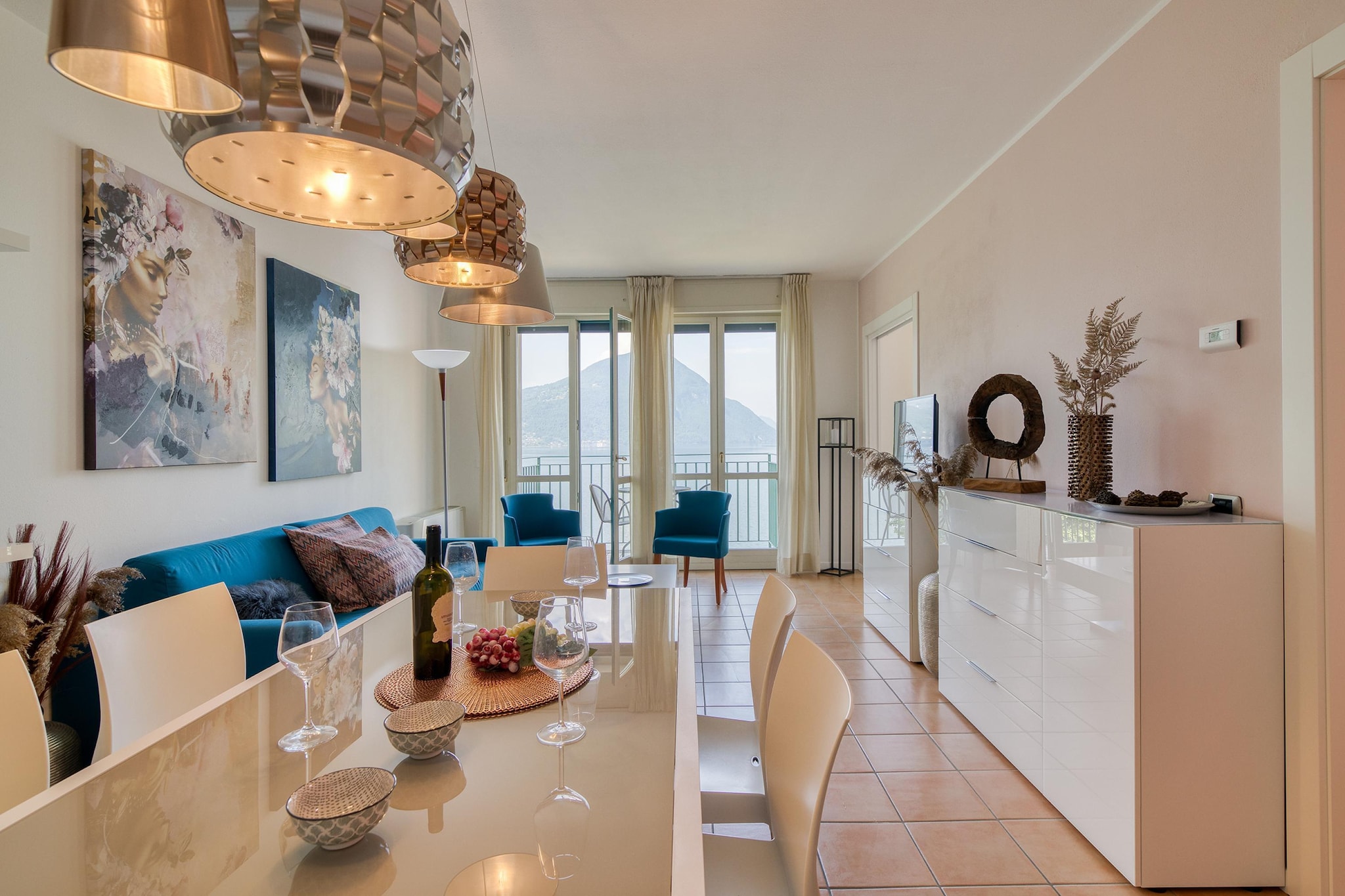 RESIDENCE PORTO LETIZIA - PALACE-1ROOM APT 4 PAX LAKE VIEW DELUXE 8206 - P1LD4-Eetkamer