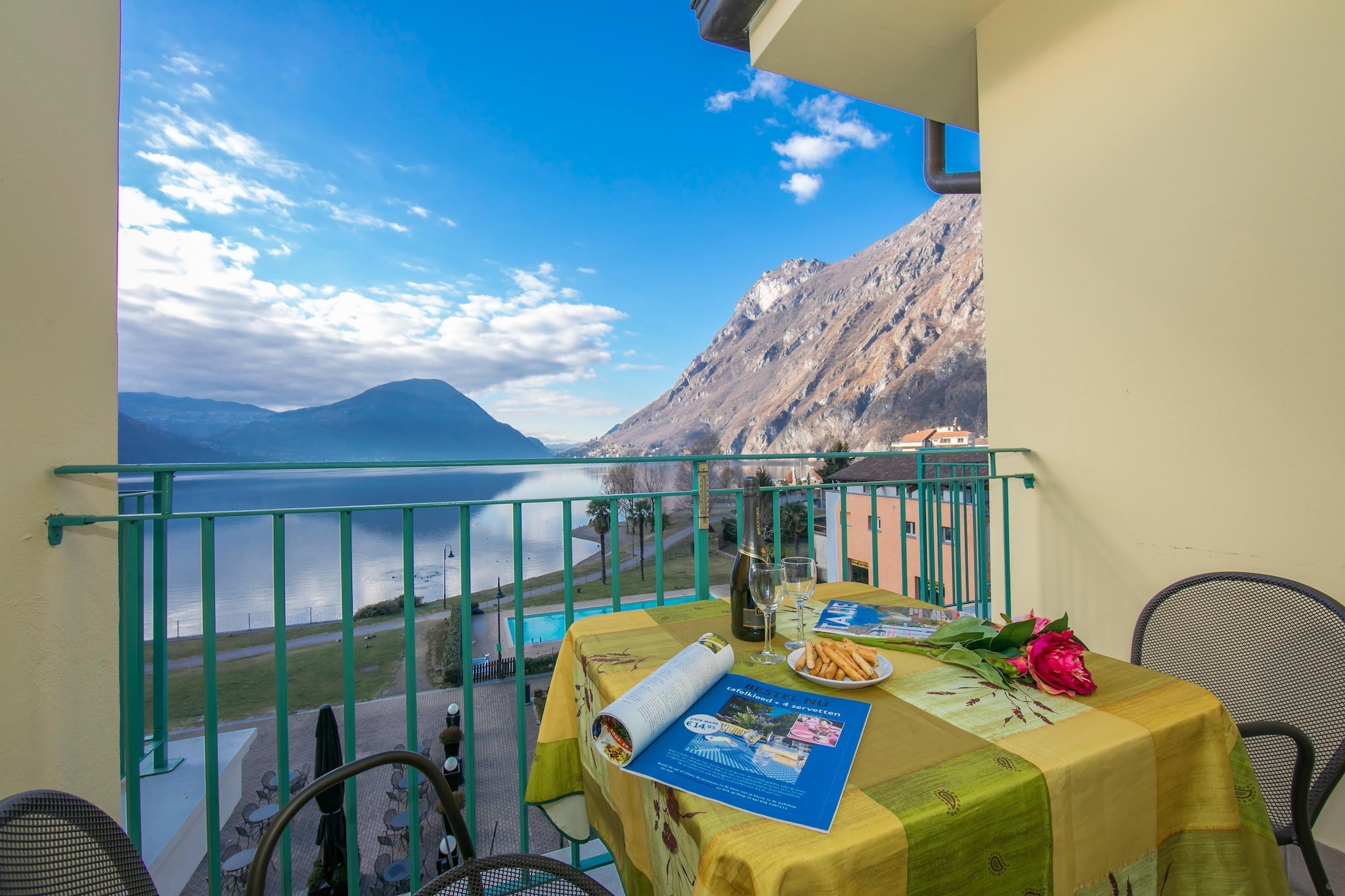 RESIDENCE PORTO LETIZIA - PALACE-1ROOM APT 4 PAX LAKE VIEW DELUXE 8206 - P1LD4-Terrasbalkon