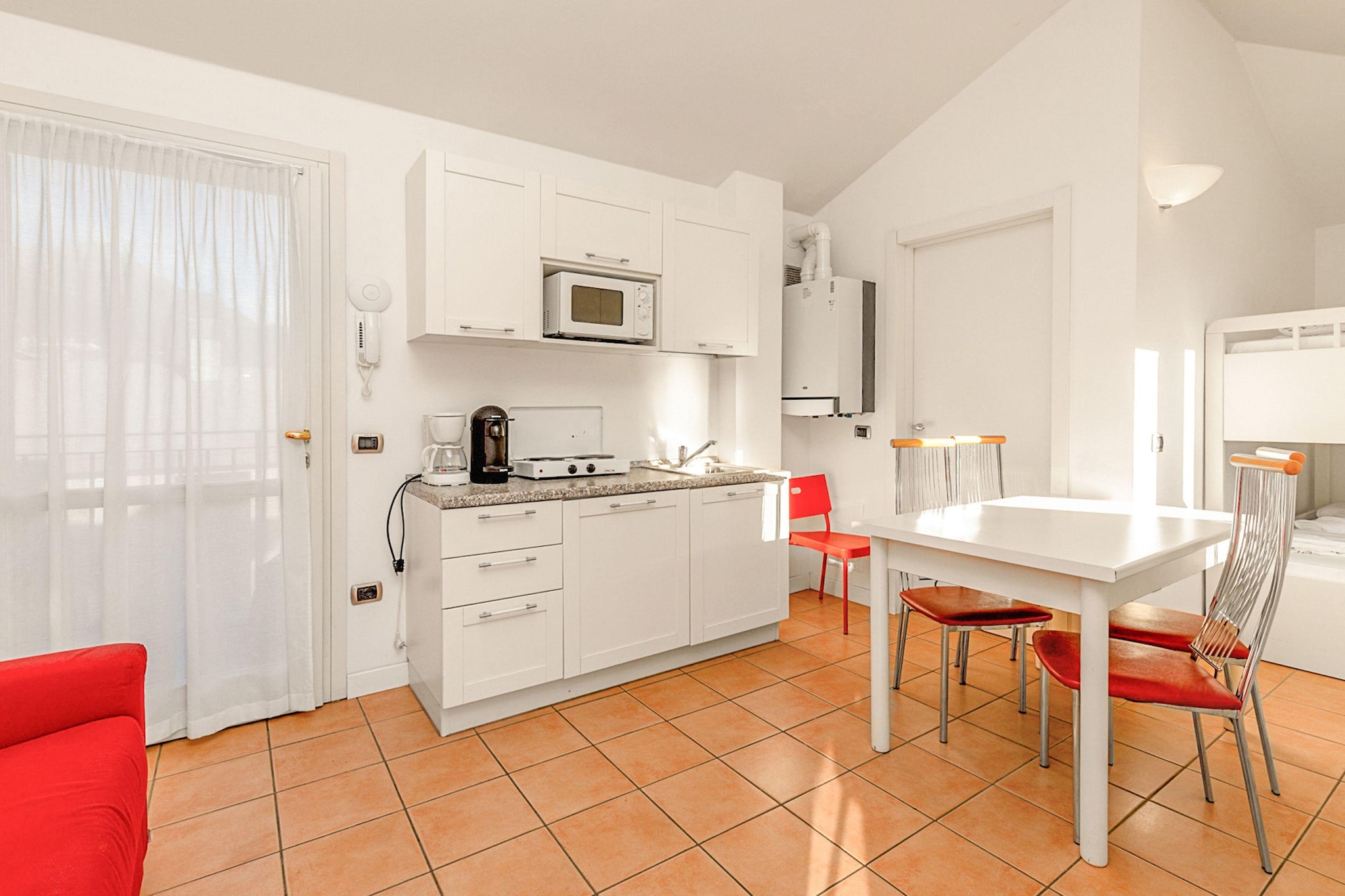 RESIDENCE PORTO LETIZIA - VILLAS-STUDIO 4 PAX VISTA LAGO PLUS 8213 - VSLP4-Keuken