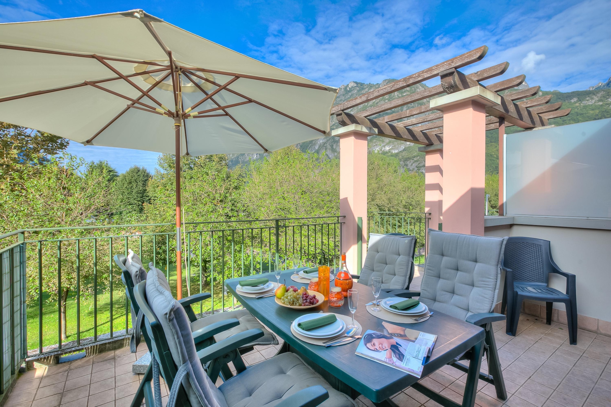 RESIDENCE PORTO LETIZIA - VILLAS-STUDIO 4 PAX VISTA LAGO PLUS 8213 - VSLP4-Terrasbalkon