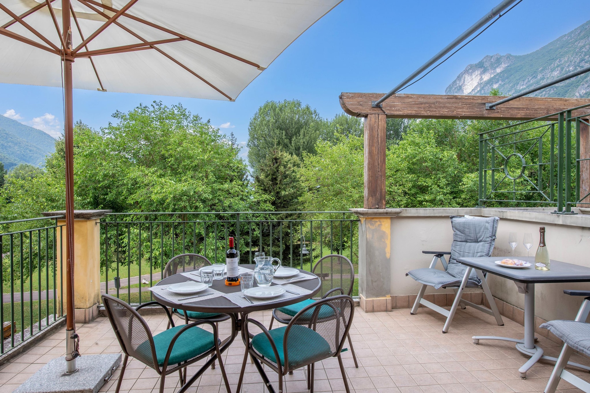 RESIDENCE PORTO LETIZIA - VILLAS-STUDIO 4 PAX VISTA LAGO DELUXE 8214 - VSLD4-Terrasse / balcon