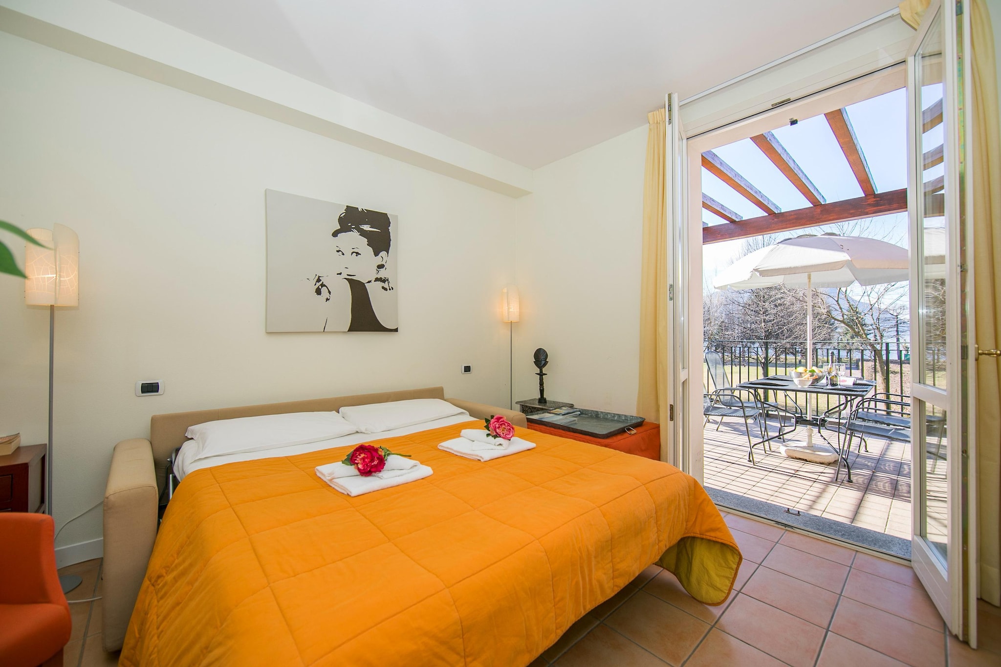 RESIDENCE PORTO LETIZIA - VILLAS-BILOCALE 4 PAX VISTA LAGO PLUS 8215 - V1LP4-Slaapkamer