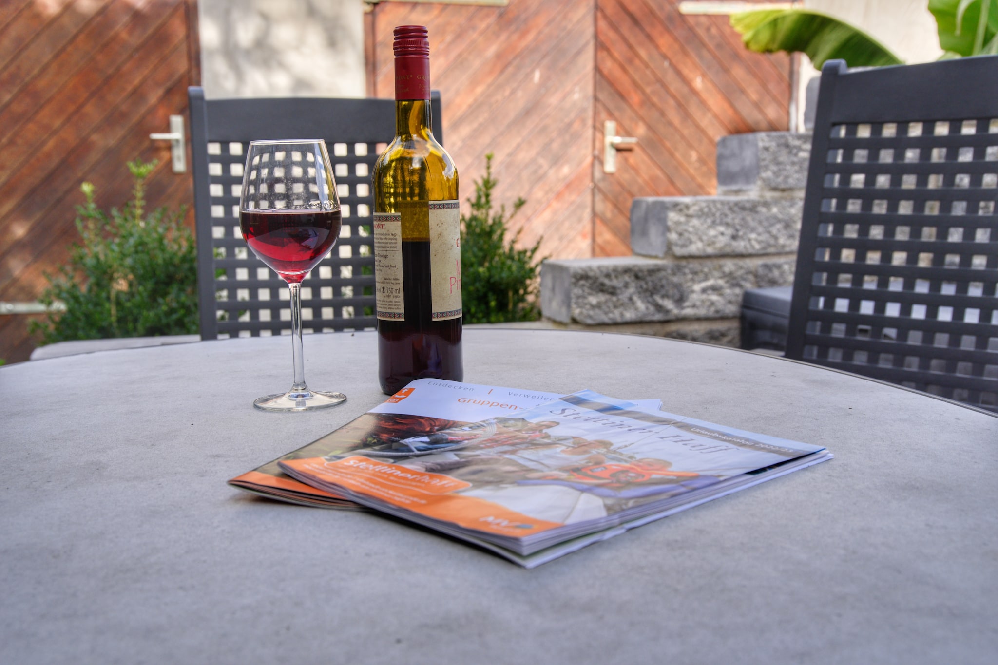 Schönes Ferienhaus-Terrasbalkon