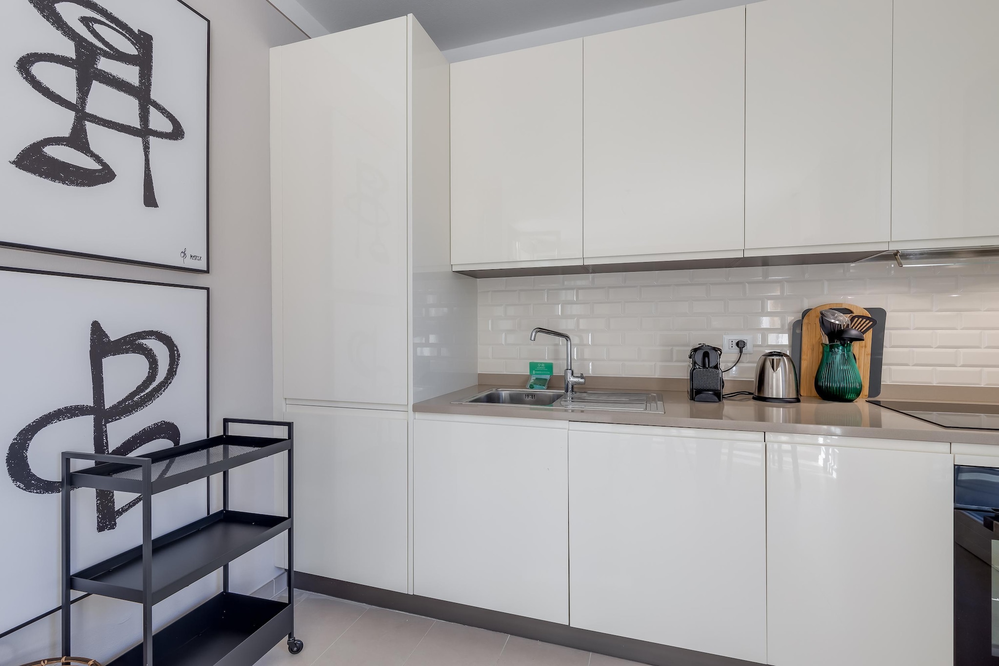 RESIDENCE PORTO LETIZIA - VILLAS-BILOCALE 4 PAX VISTA LAGO PLUS 8215 - V1LP4-Keuken