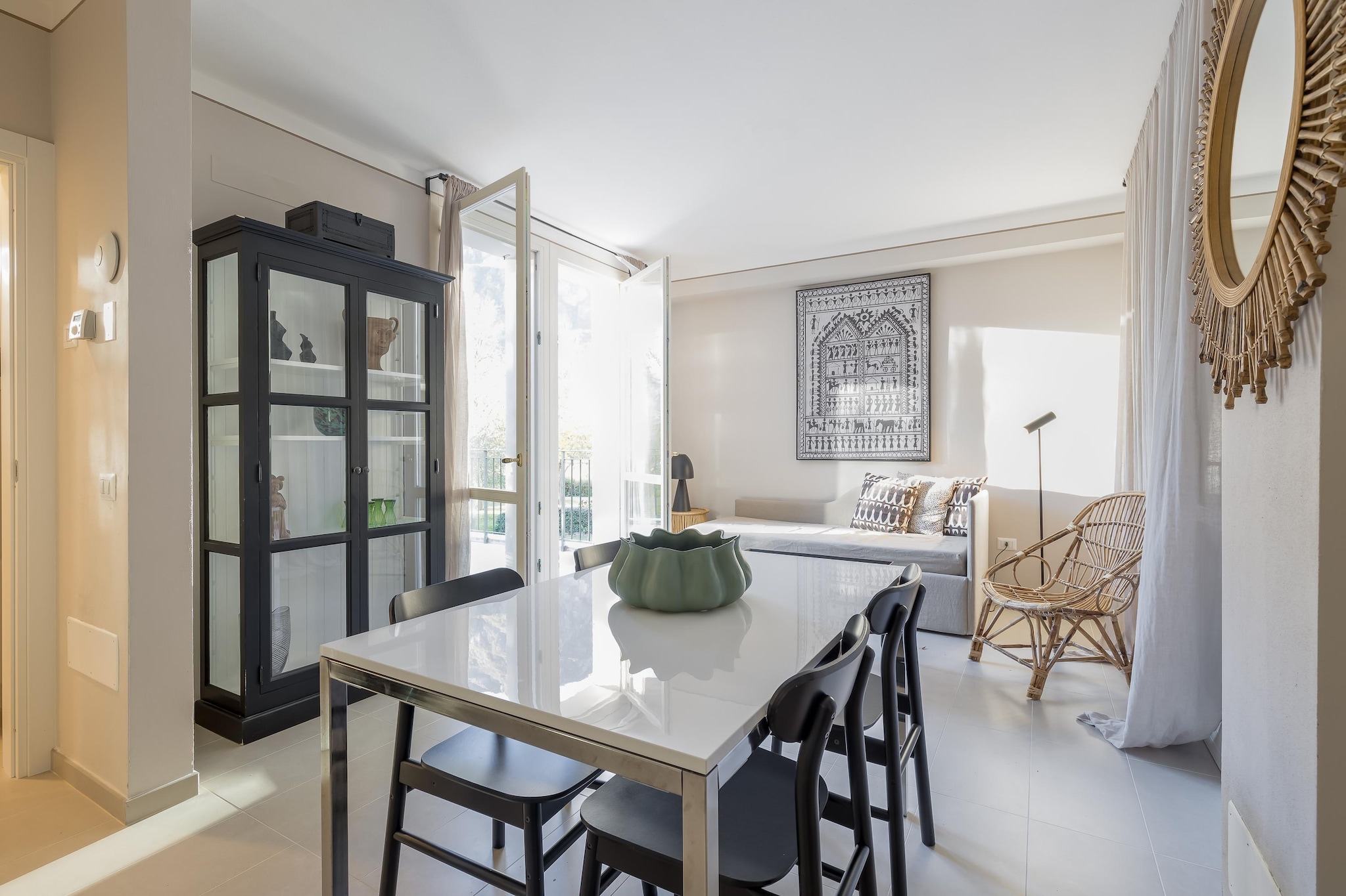 RESIDENCE PORTO LETIZIA - VILLAS-BILOCALE 4 PAX VISTA LAGO PLUS 8215 - V1LP4-Eetkamer