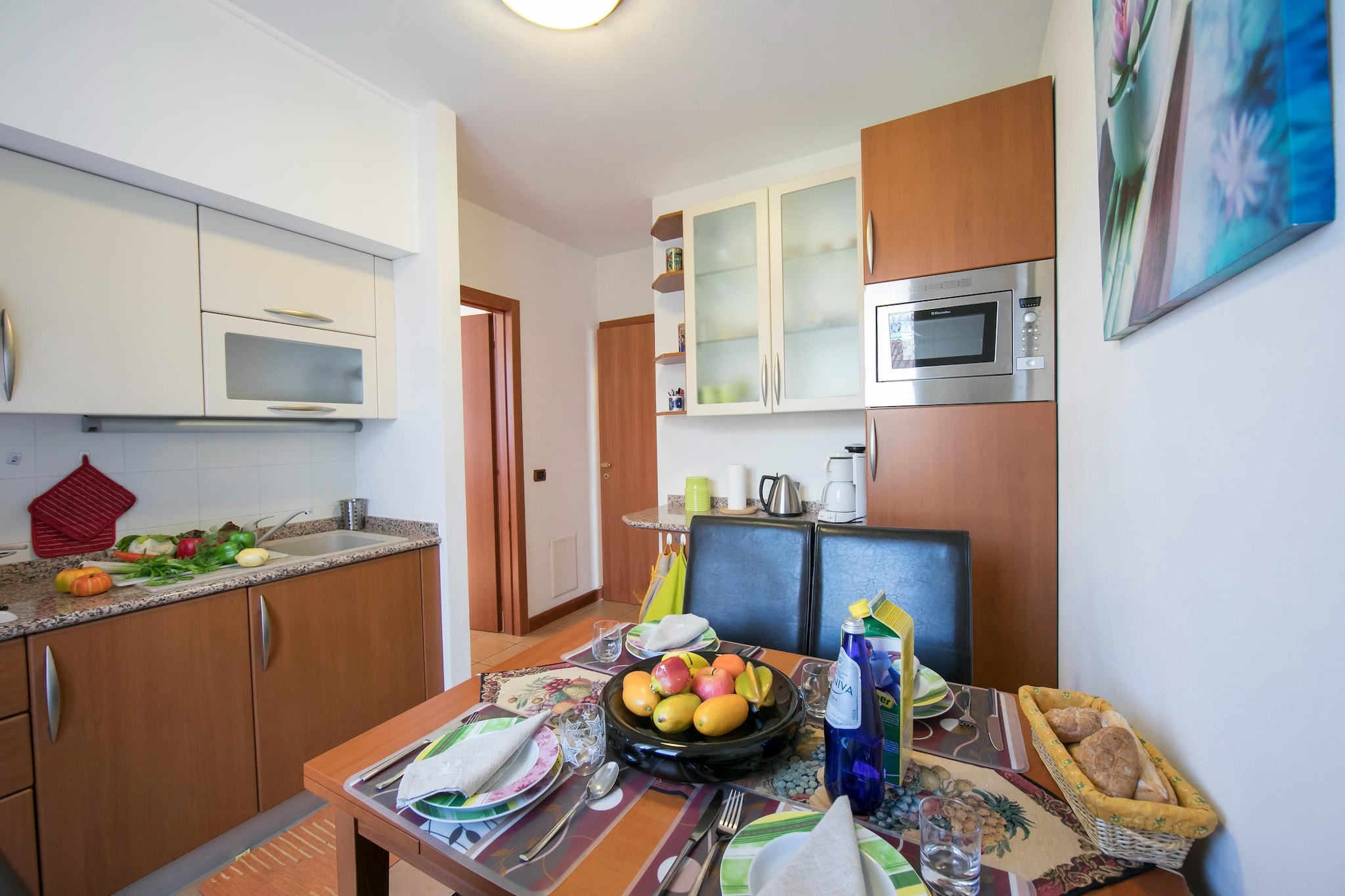 RESIDENCE PORTO LETIZIA - VILLAS-BILOCALE 4 PAX VISTA LAGO PLUS 8215 - V1LP4-Keuken