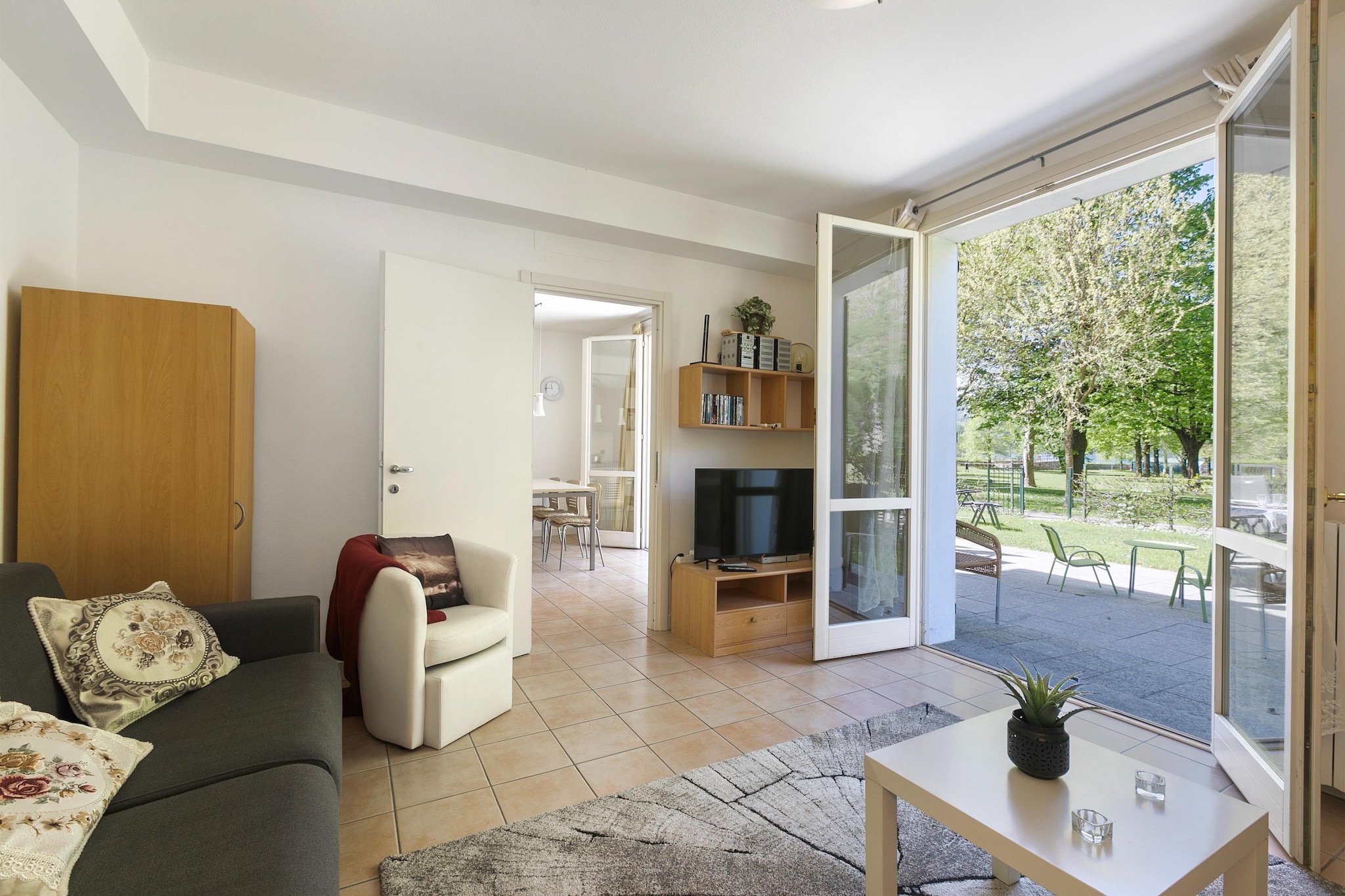 RESIDENCE PORTO LETIZIA - VILLAS-2BEDROOMS APT 6 PAX DELUXE 8218 - V2DL6-Woonkamer